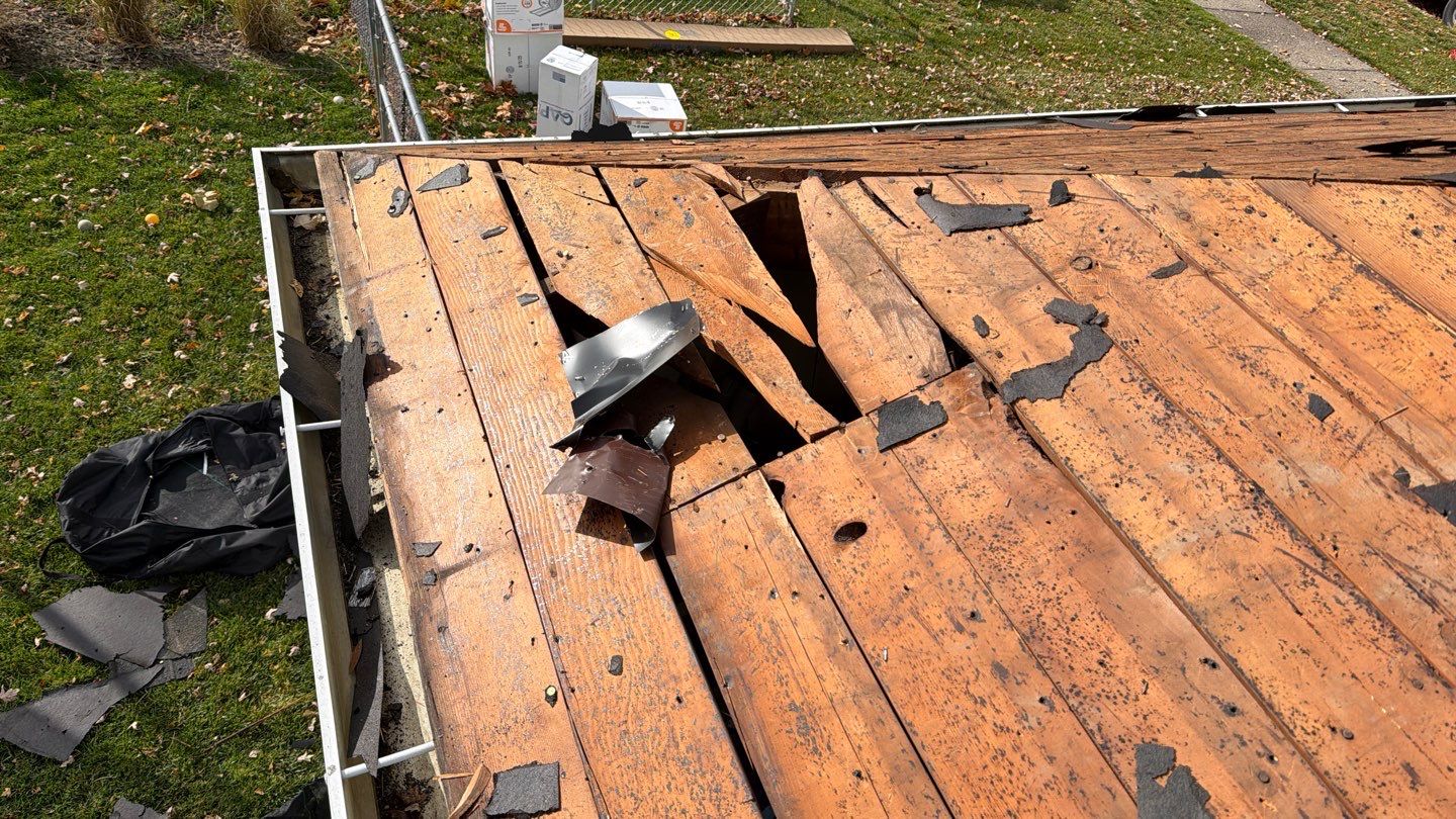 Roof Replacement using Owens Corning Onyx Black by 180 Contractors