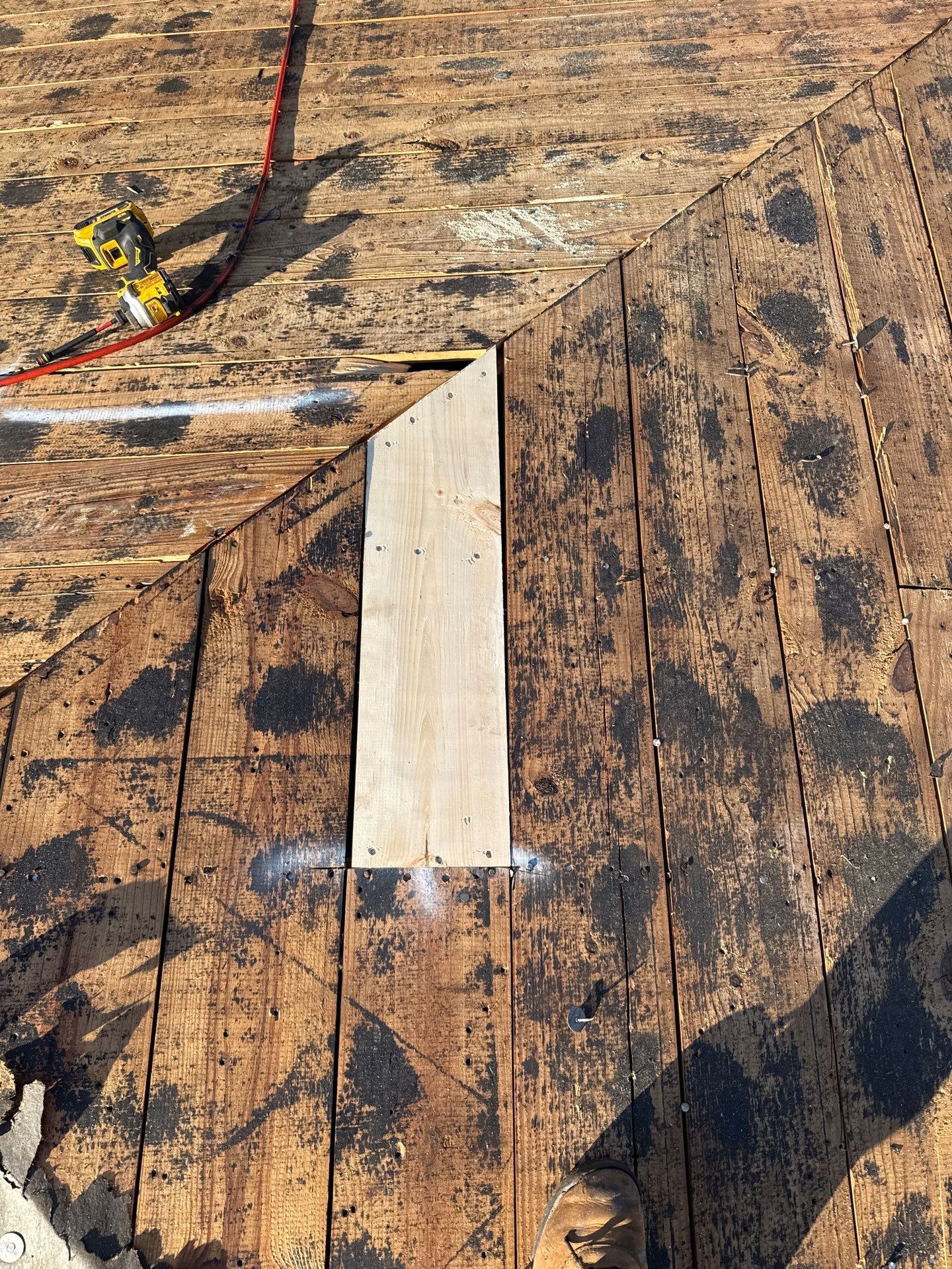 Project in St. Petersburg 33710 by Mitchell Roofing Company LLC 