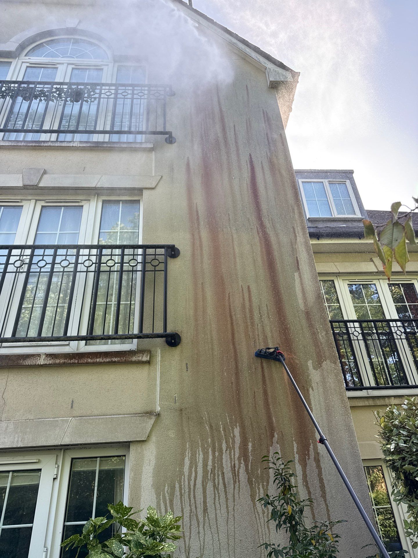 Render Clean by Ges Exterior Cleaning ltd