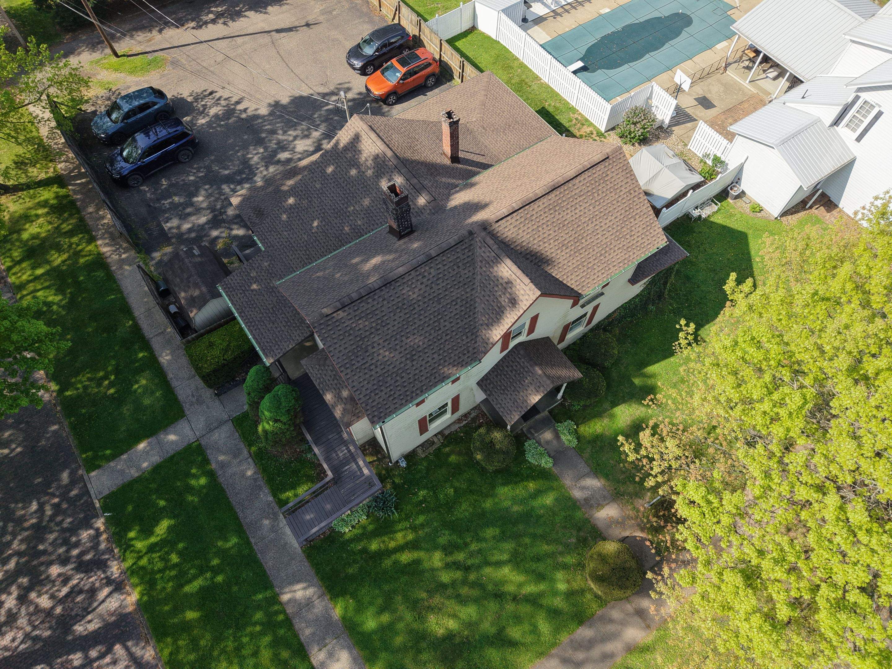 Residential Roofing Installation using GAF Timberline HDZ Charcoal by Rainstoppers Roofing