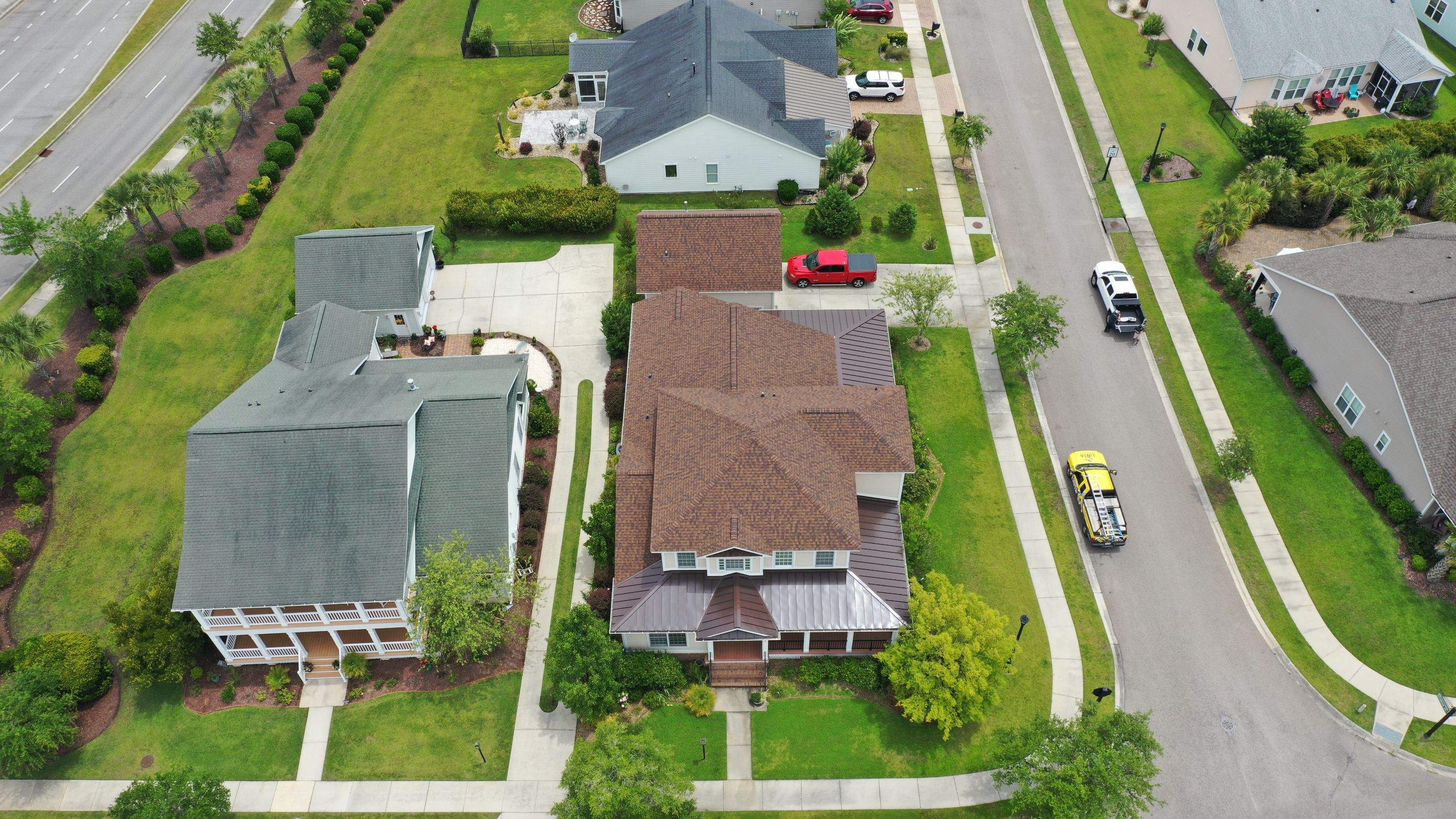 Certainteed- Burnt Sienna by Linta Roofing Inc