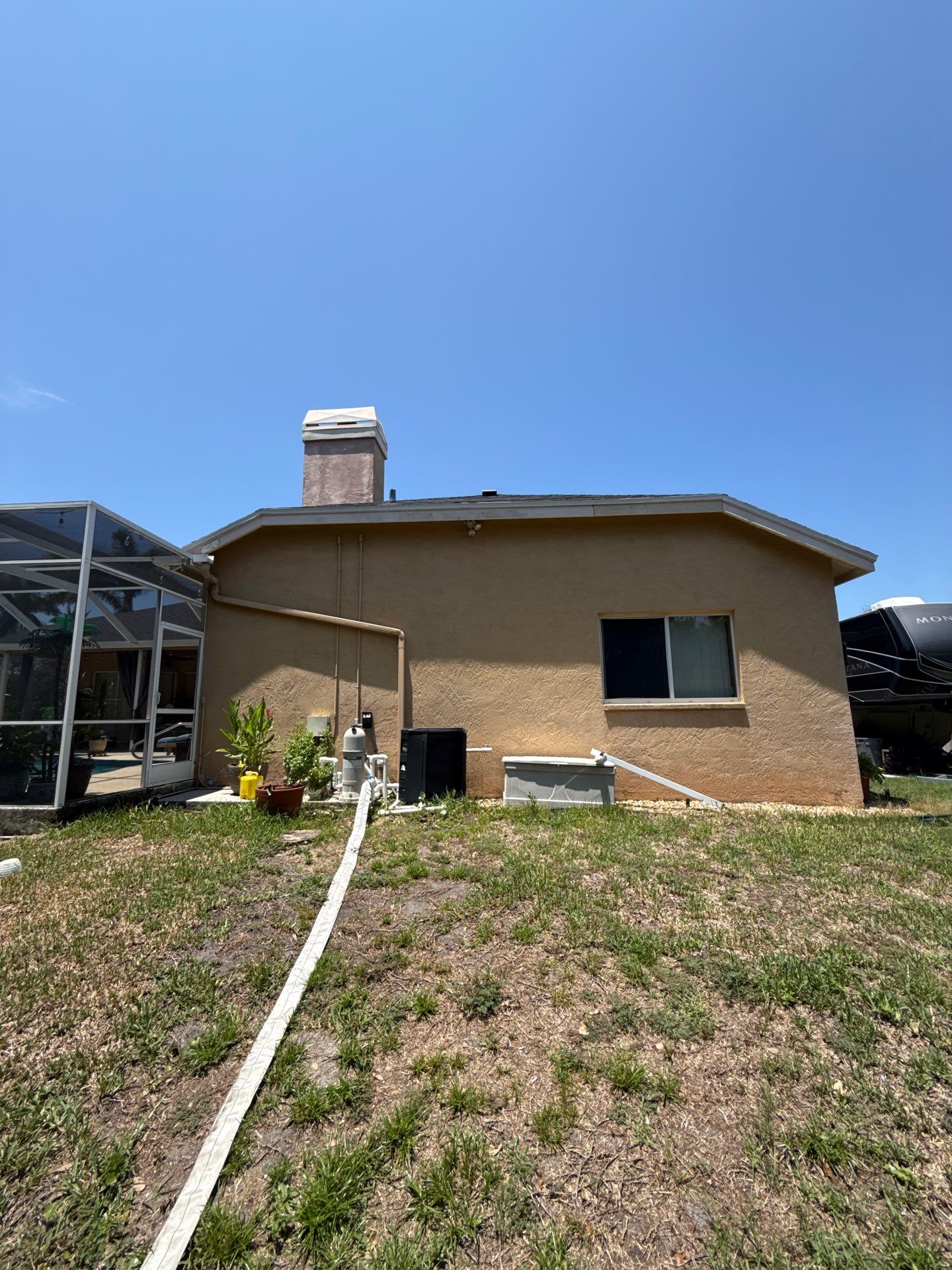 7-Inch Box Seamless Gutters in Bradenton FL by Gutter Professors