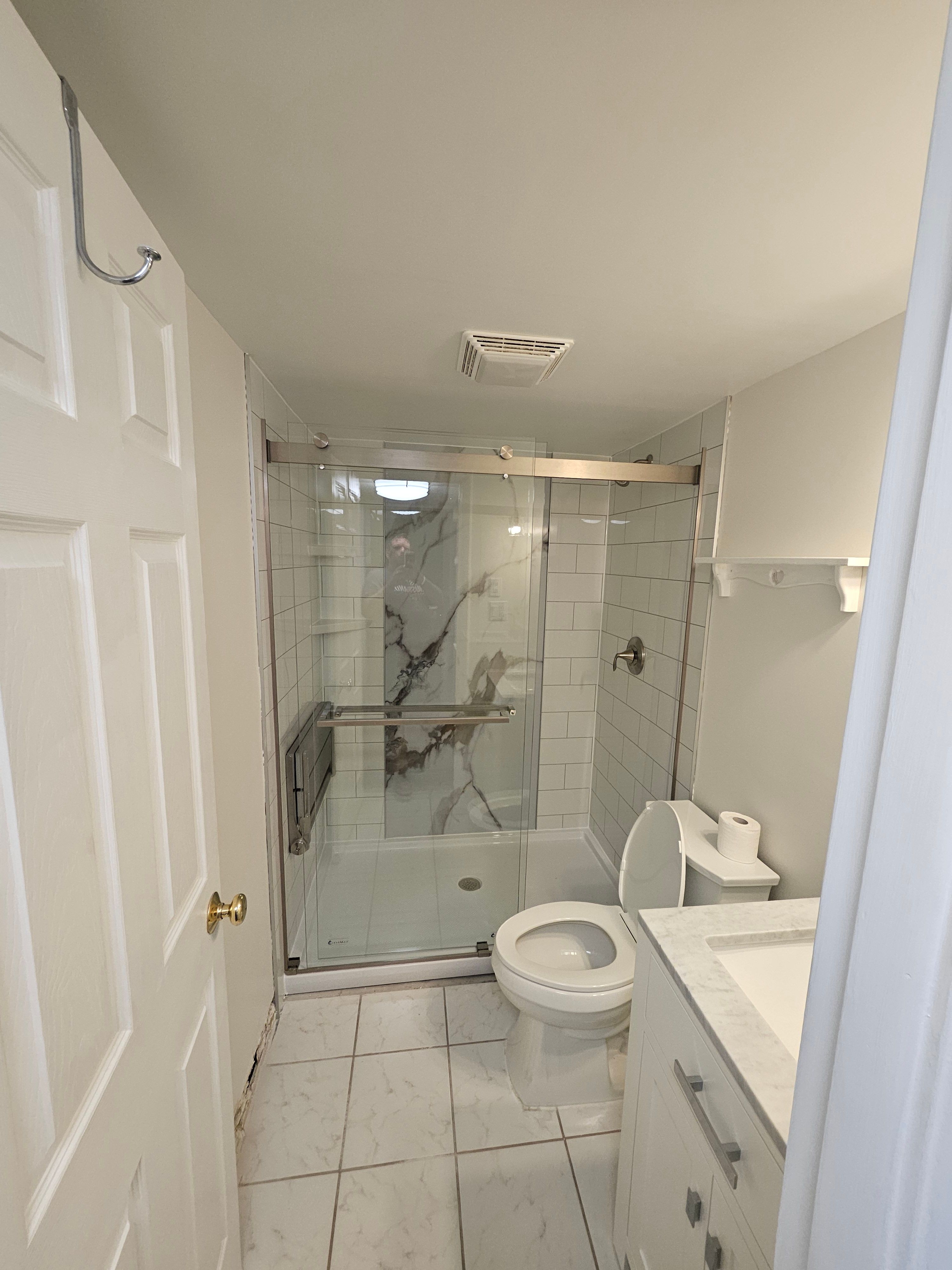 Ocean City Condo Remodeling Project by Gc Makeovers