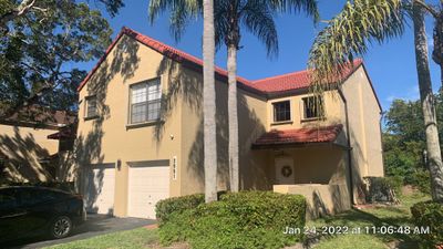 Residential Roofing Installation using Eagle Roofing Tile
