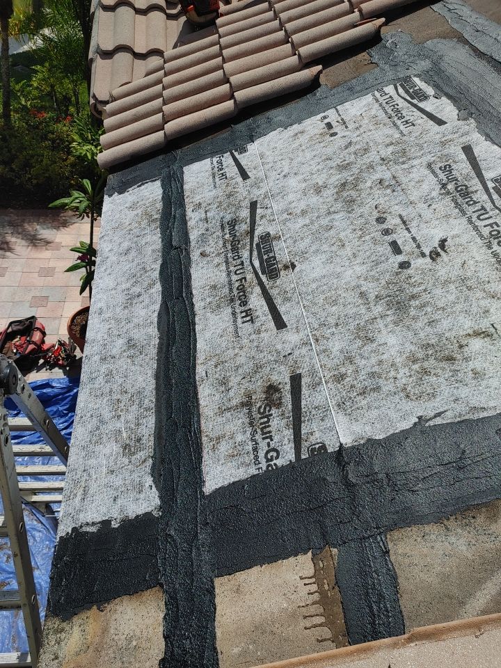 Tile Roof Repair in Boca Raton – Expert Restoration & Leak Repair by Aastro Roofing
