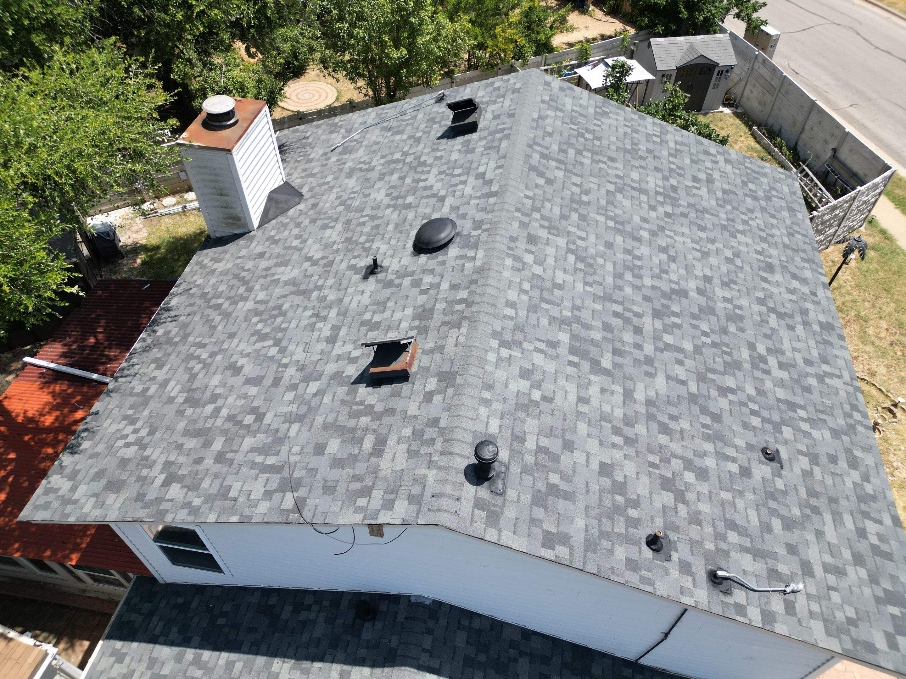 Estate Gray - Owens Corning TruDefinition Duration by RoofsOnly.com