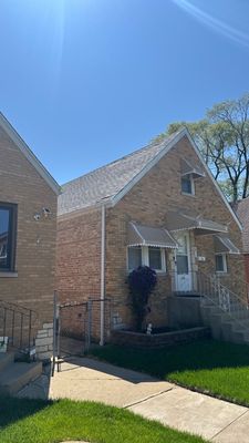 Turtle Shell gutter protection installation in Chicago, IL 60634, photograph 8