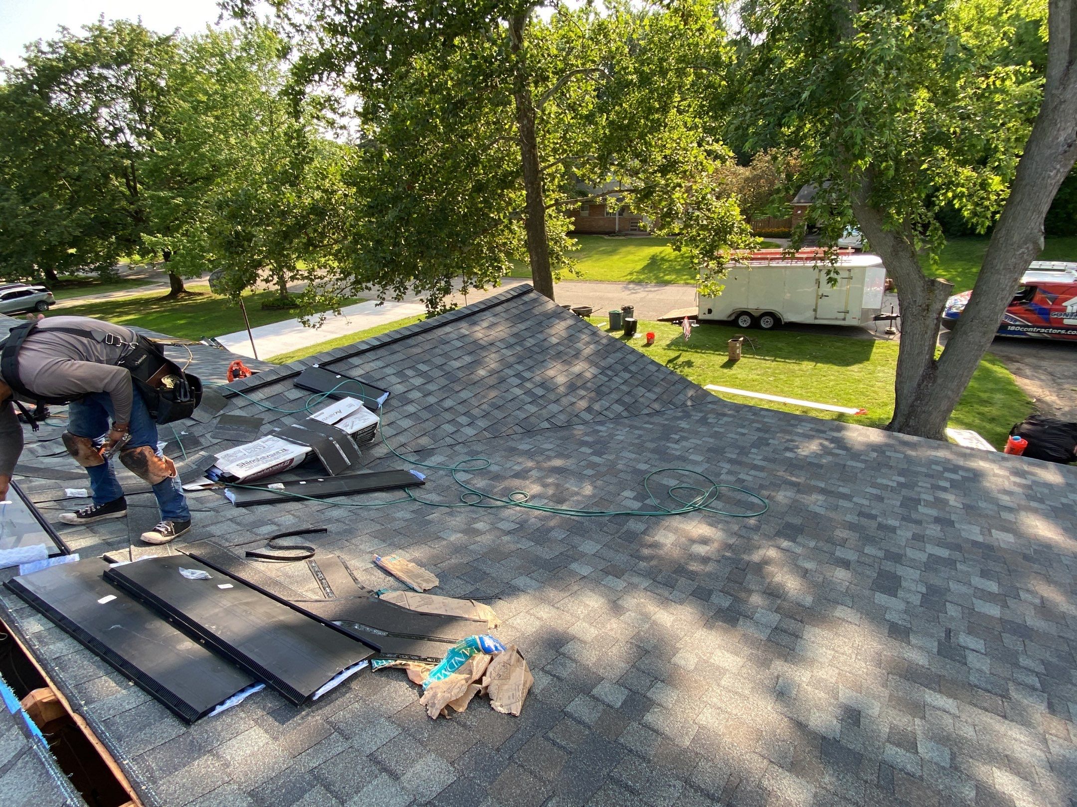 Roof Replacement using CertainTeed Landmark by 180 Contractors