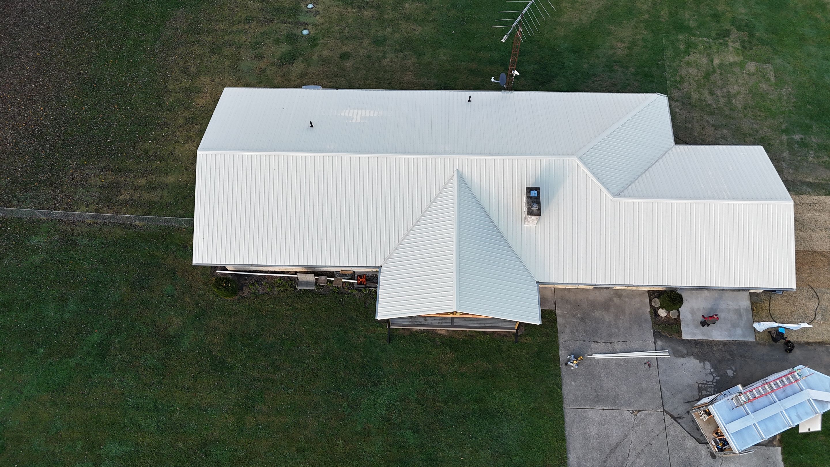 Metal Roofing by Leach and Brown Construction LLC