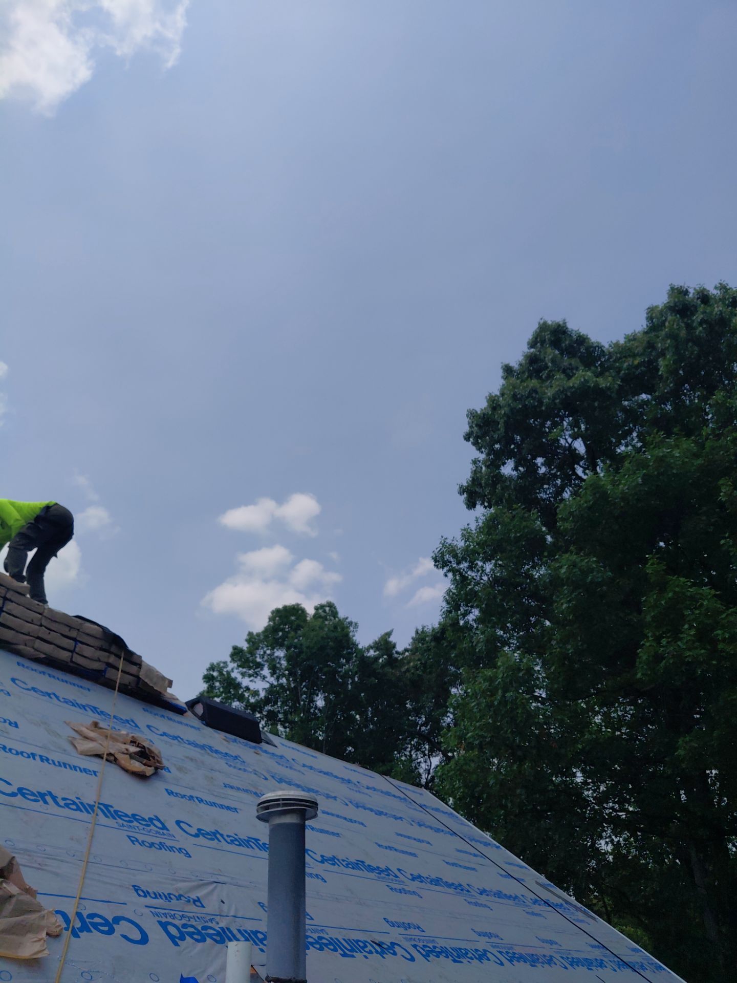 Springfield: Residential Roof Replacement with CertainTeed Landmark PRO in Max Def Georgetown Gray by RM Banning, Inc.