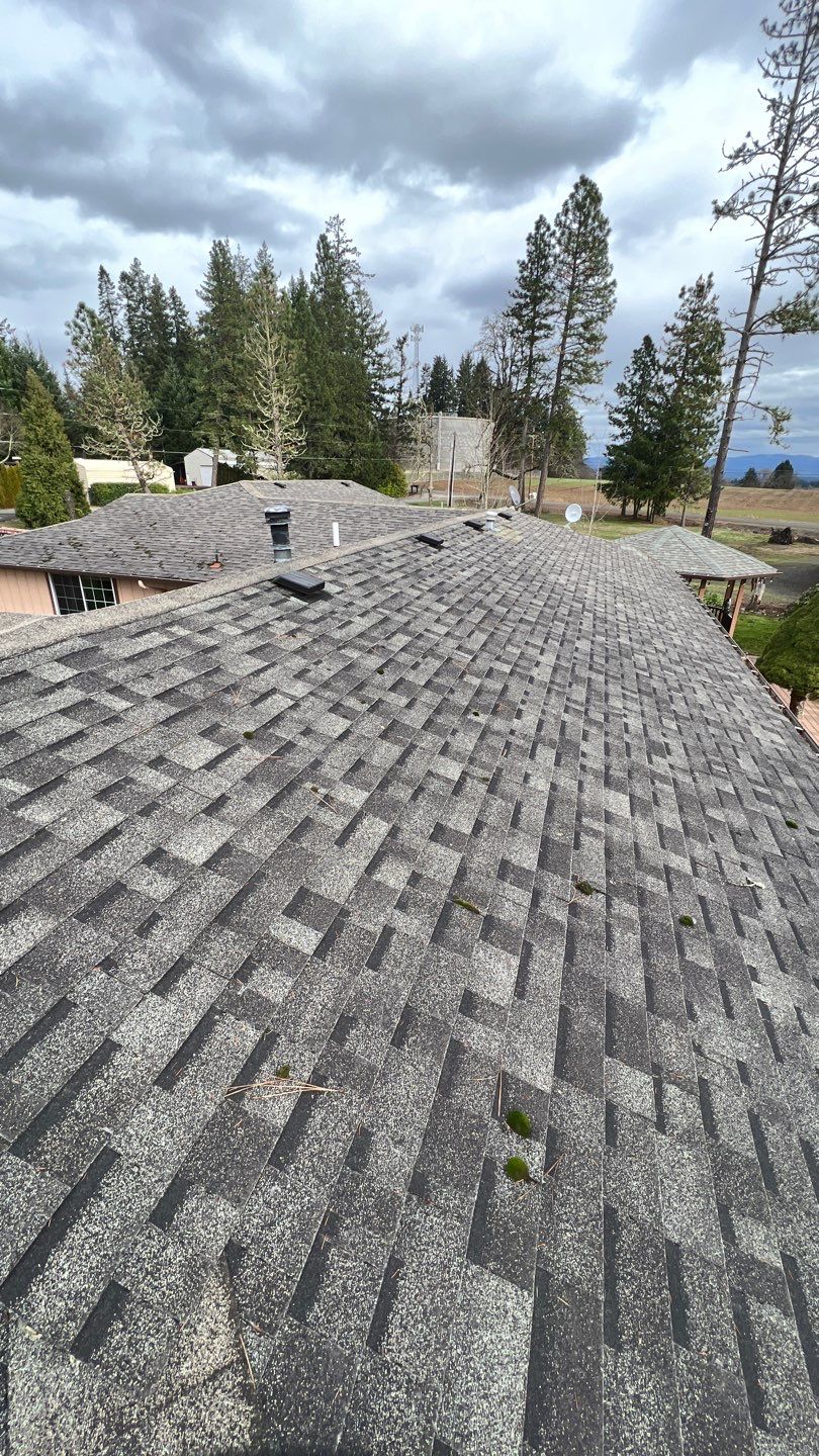 Residential Re-Roof in Lebanon Oregon by Orezona Building & Roofing Company, Inc.