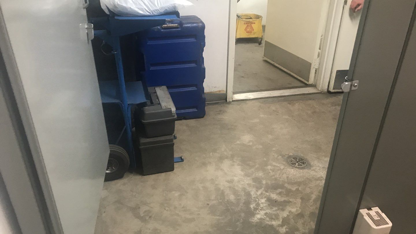 Applied Metals Commercial Application by Knot Just Decks