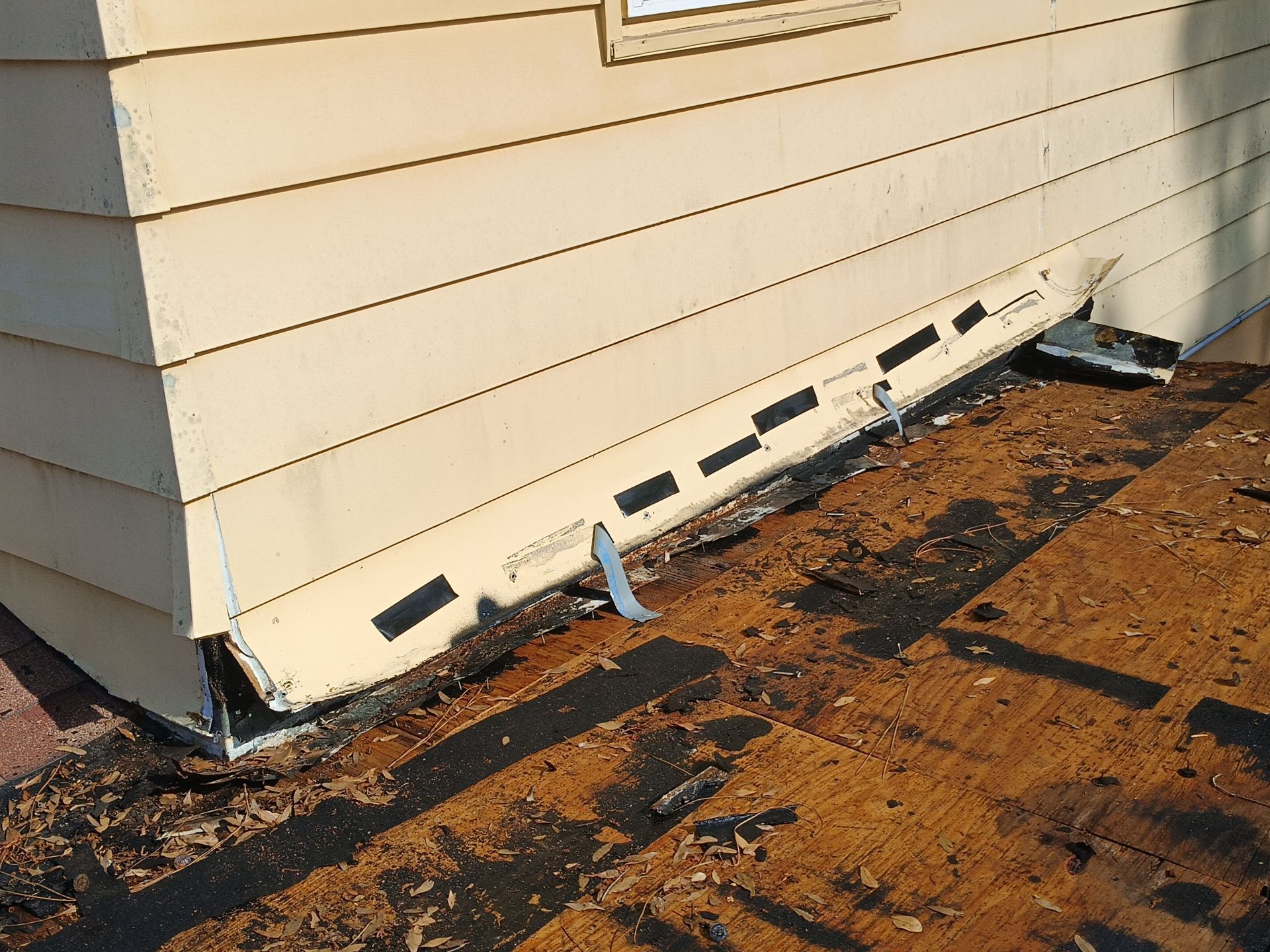Project in St. Petersburg 33702 by Mitchell Roofing Company LLC 