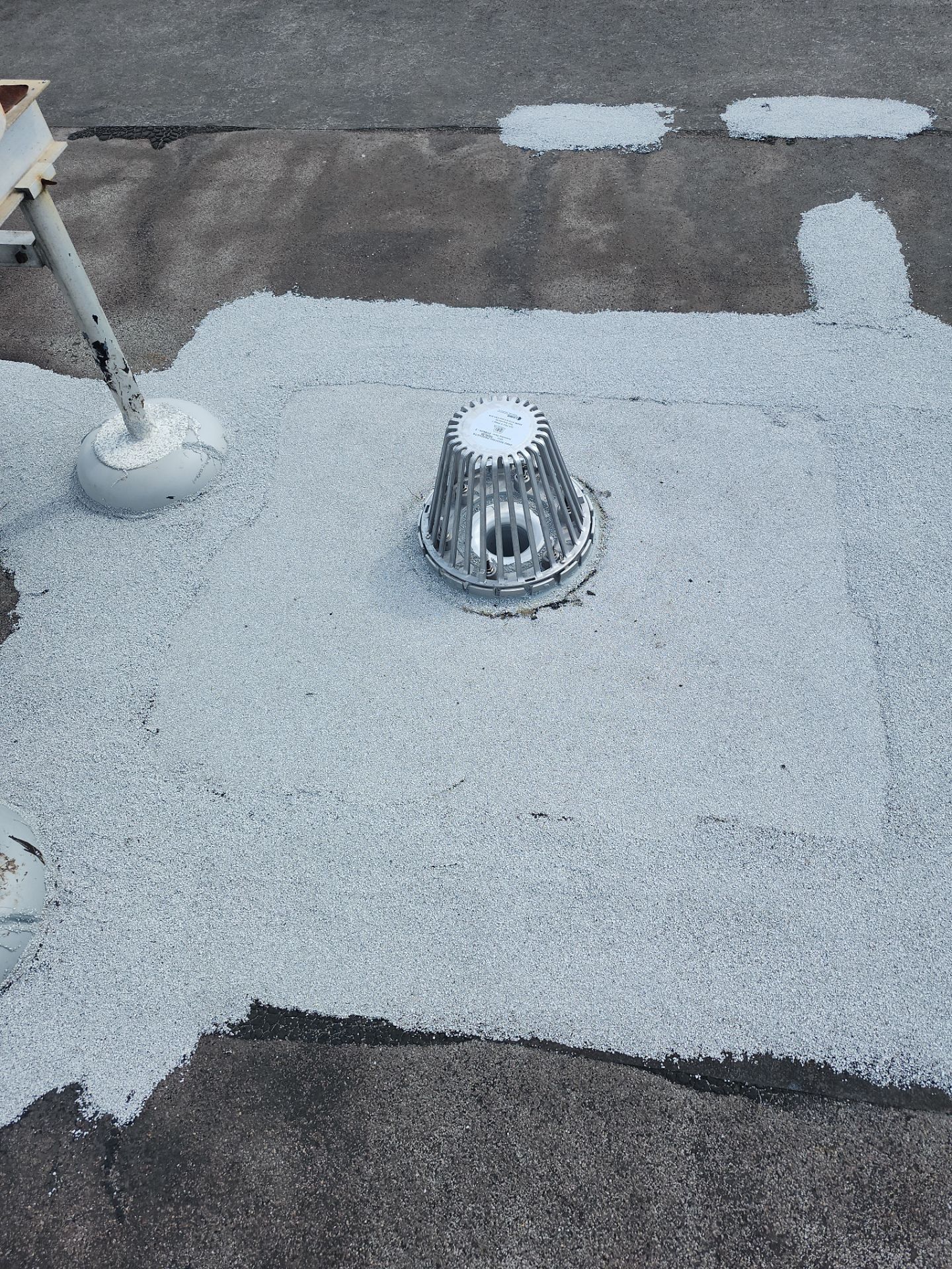Flat Roof Repair on Commercial building in Fort Lauderdale by Aastro Roofing