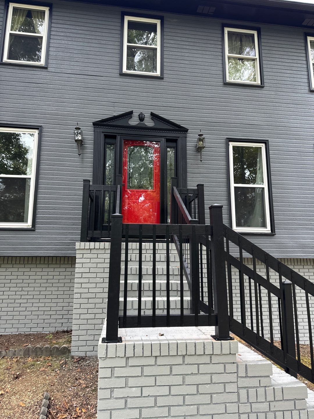 Chandabrook - Exterior by Pillar and Pine