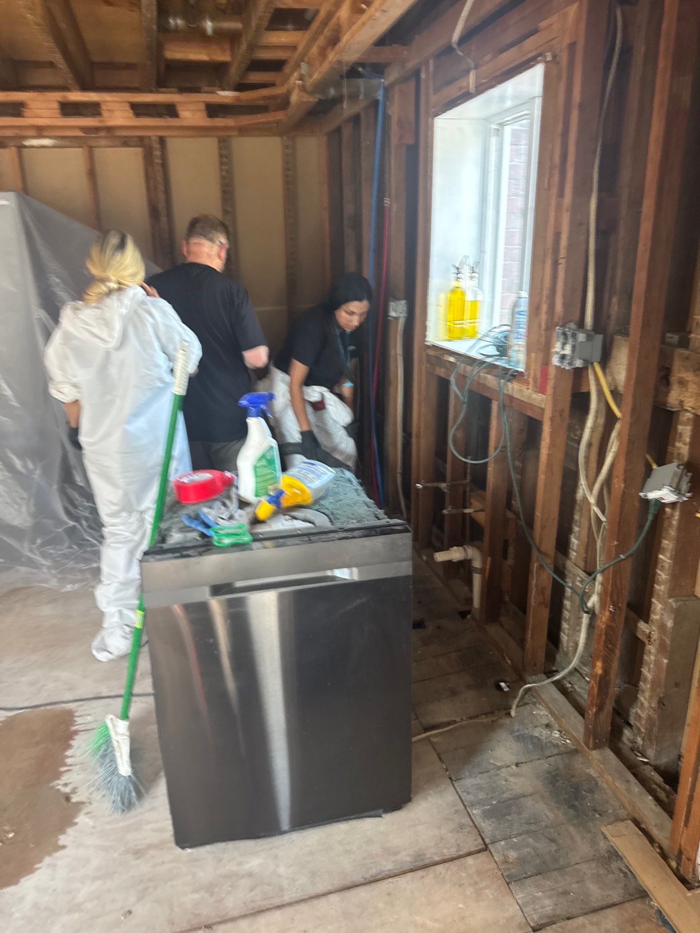 Comprehensive Mold Remediation and Kitchen Restoration in East Islip by Newhouse Restoration