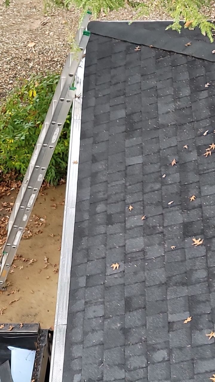 ATLAS PINNACLE COLOR: SCOTCHGARD BLACK SHADOW DRIP EDGE: WHITE by Eagle Eye Roofing