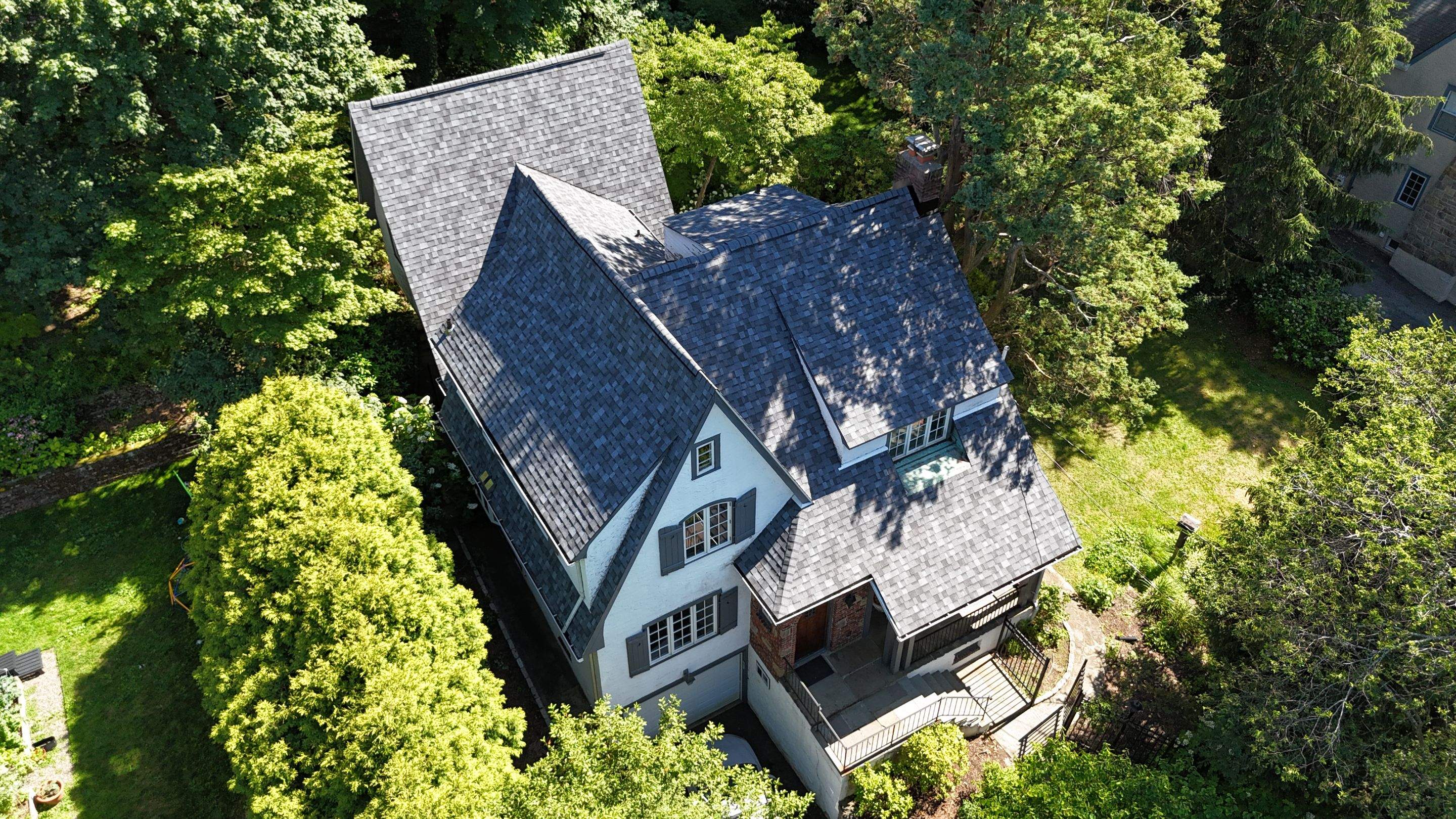 Project in Hastings-on-Hudson by The Energy Efficient Roofer & George's Seamless Gutters