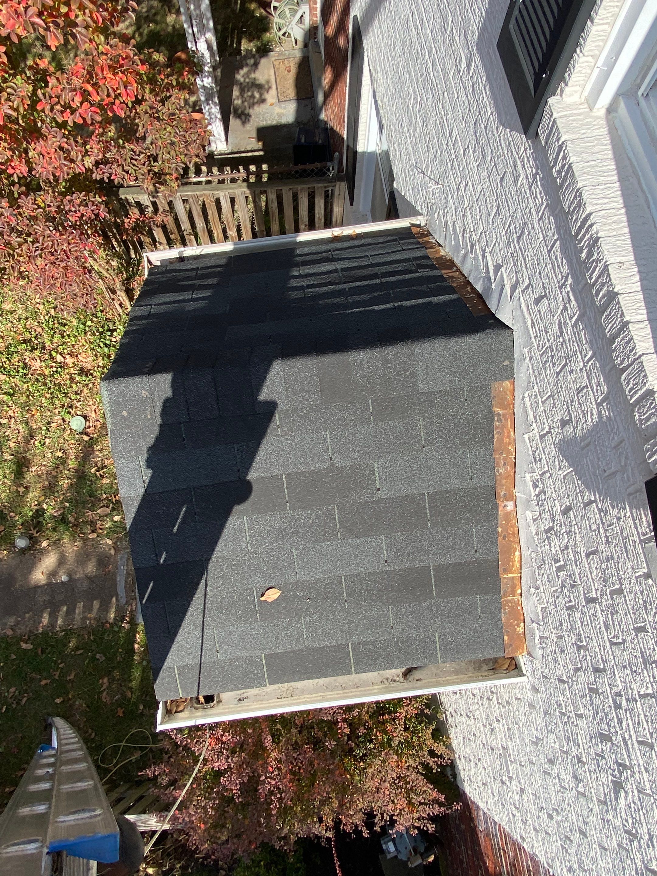 Alexandria: Residential Flat Roof Replacement with Mule Hide TPO Membrane by RM Banning, Inc.