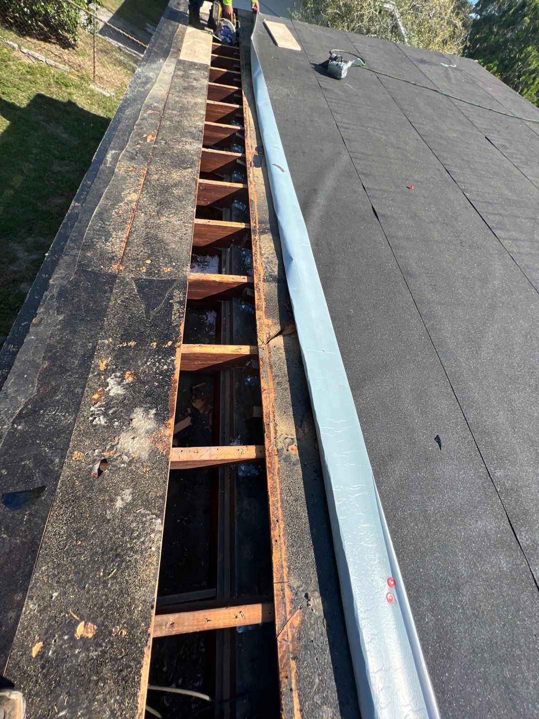 Project in St. Petersburg 33710 by Mitchell Roofing Company LLC 