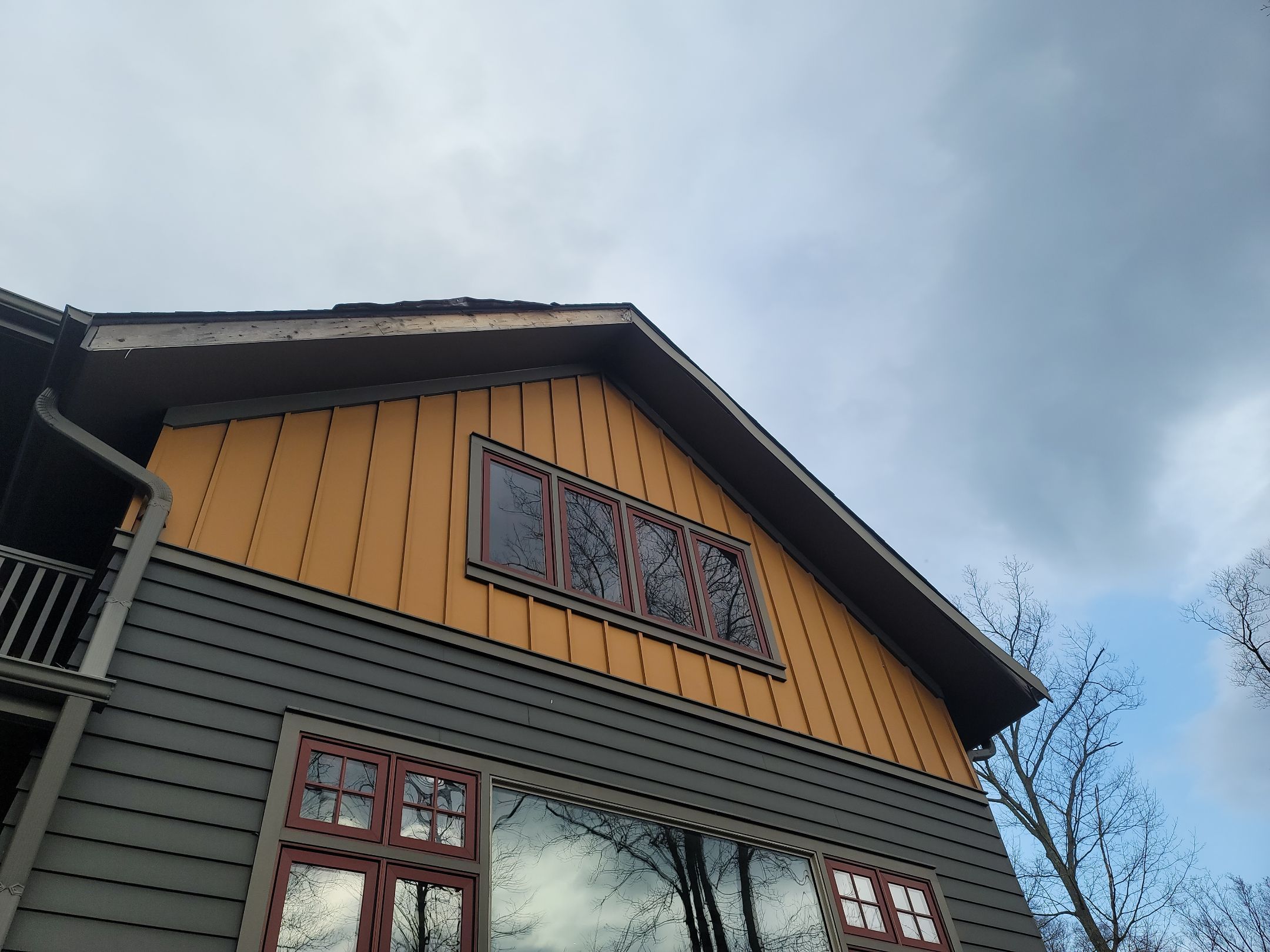 ATLAS PINNACLE HP W/SCOTCHGARD COLOR: WEATHERED WOOD by Eagle Eye Roofing