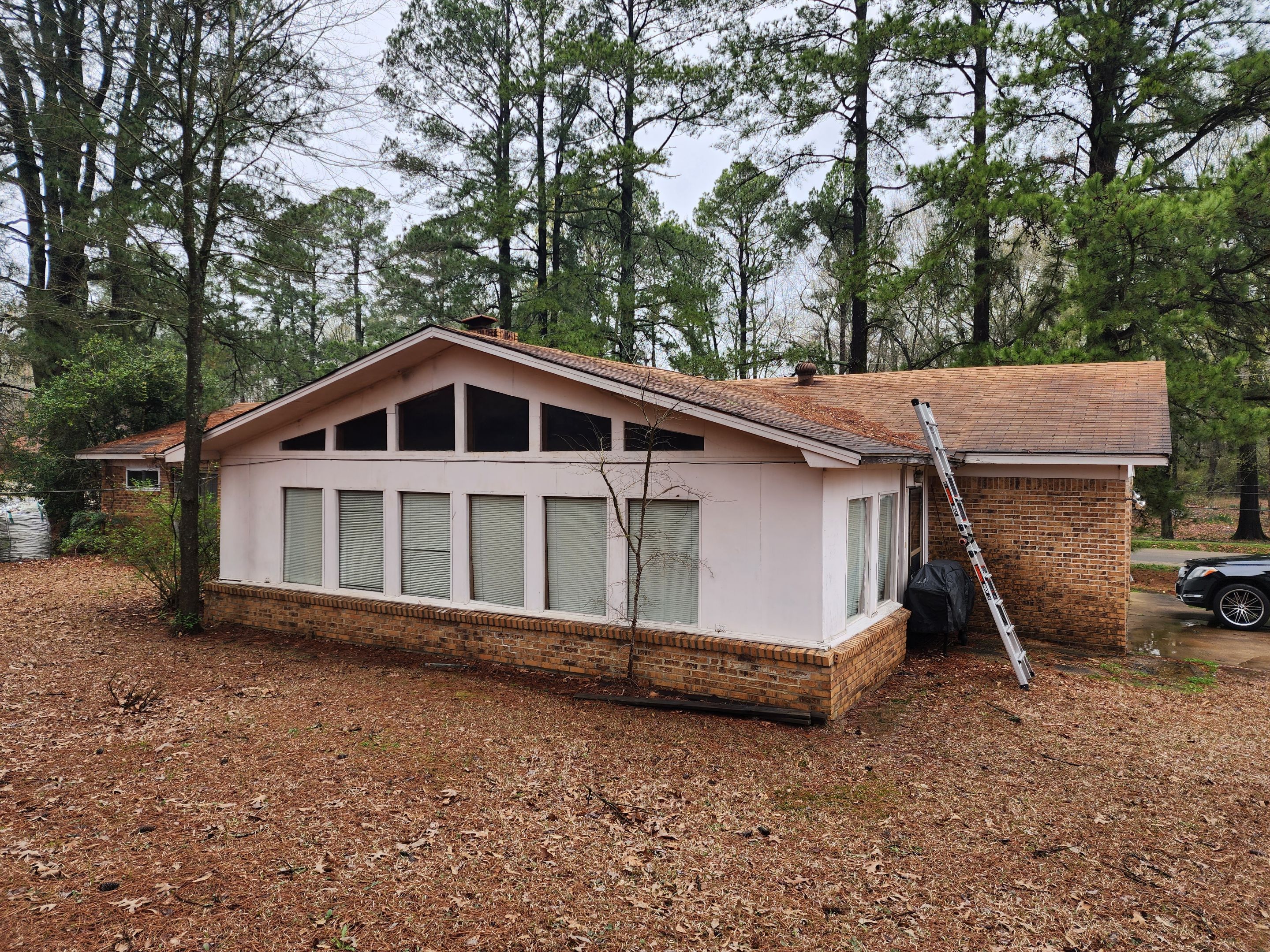 Residential Roofing Installation using CertainTeed XT25 by Hostetler Roofing