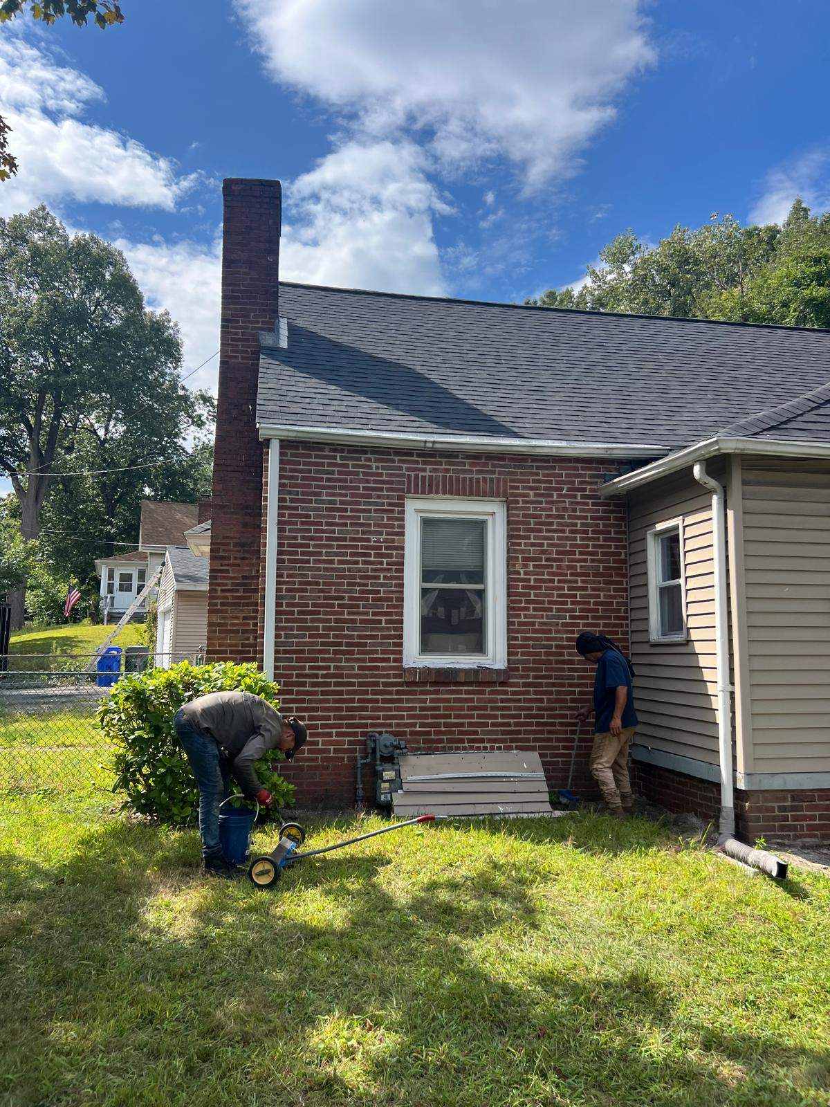 Full Roof Replacement – Owens Corning Duration, Onyx Black with Ridge Vent Upgrade by JOHNNYS PRO