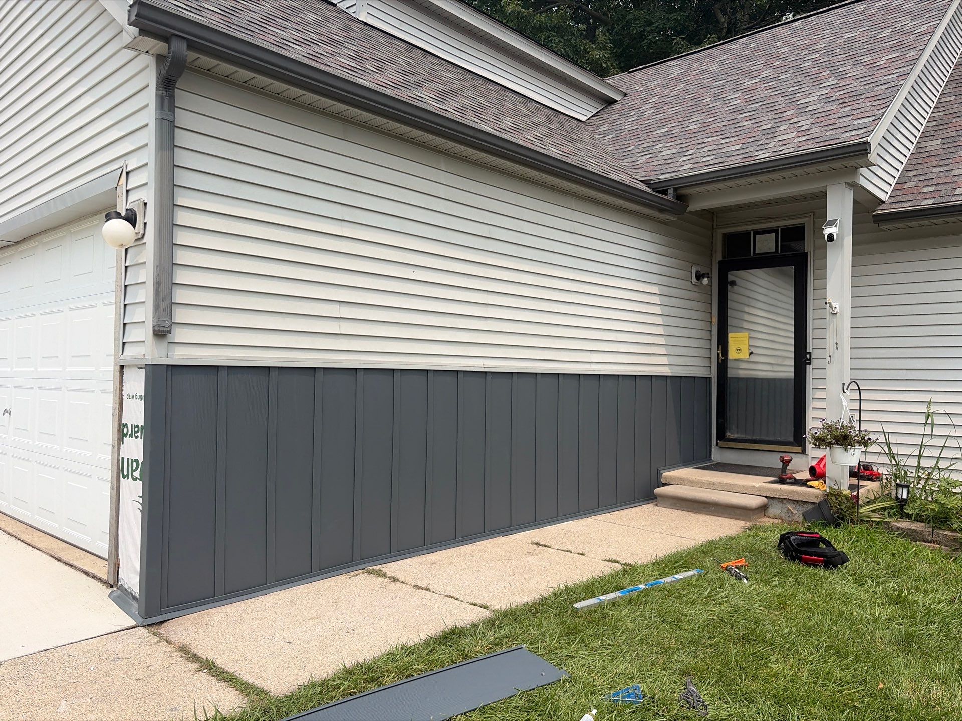 Siding Replacement using Wood Grain by 180 Contractors