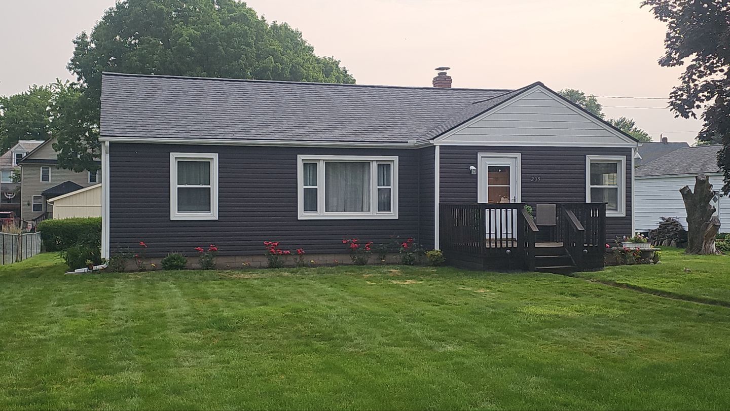 Atlas Pinnacle, Color, Pewter, Drip Edge Color, Black by Eagle Eye Roofing
