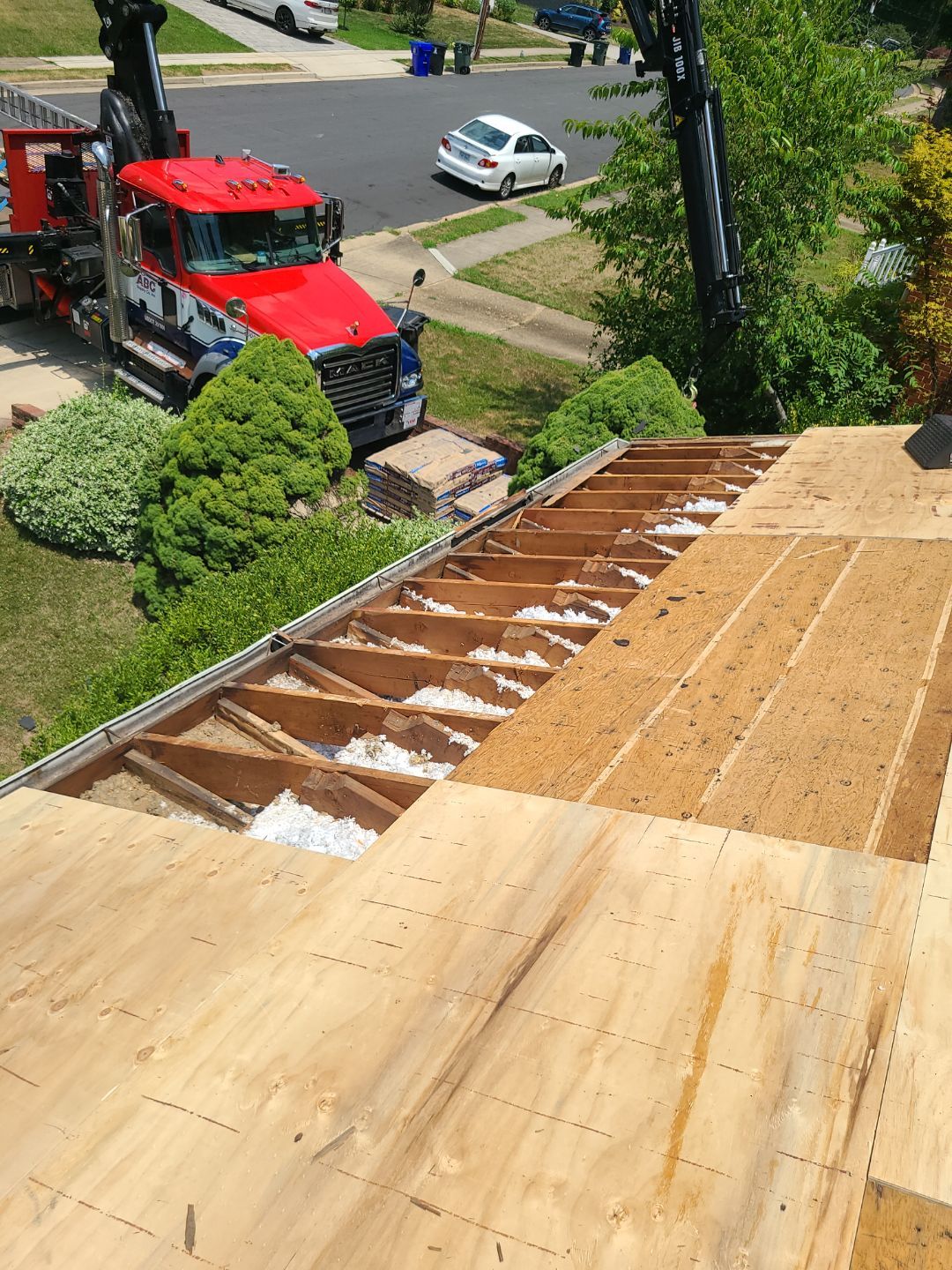 Arlington: Roof Replacement with CertainTeed Landmark Pro in Max Def Georgetown Gray by RM Banning, Inc.