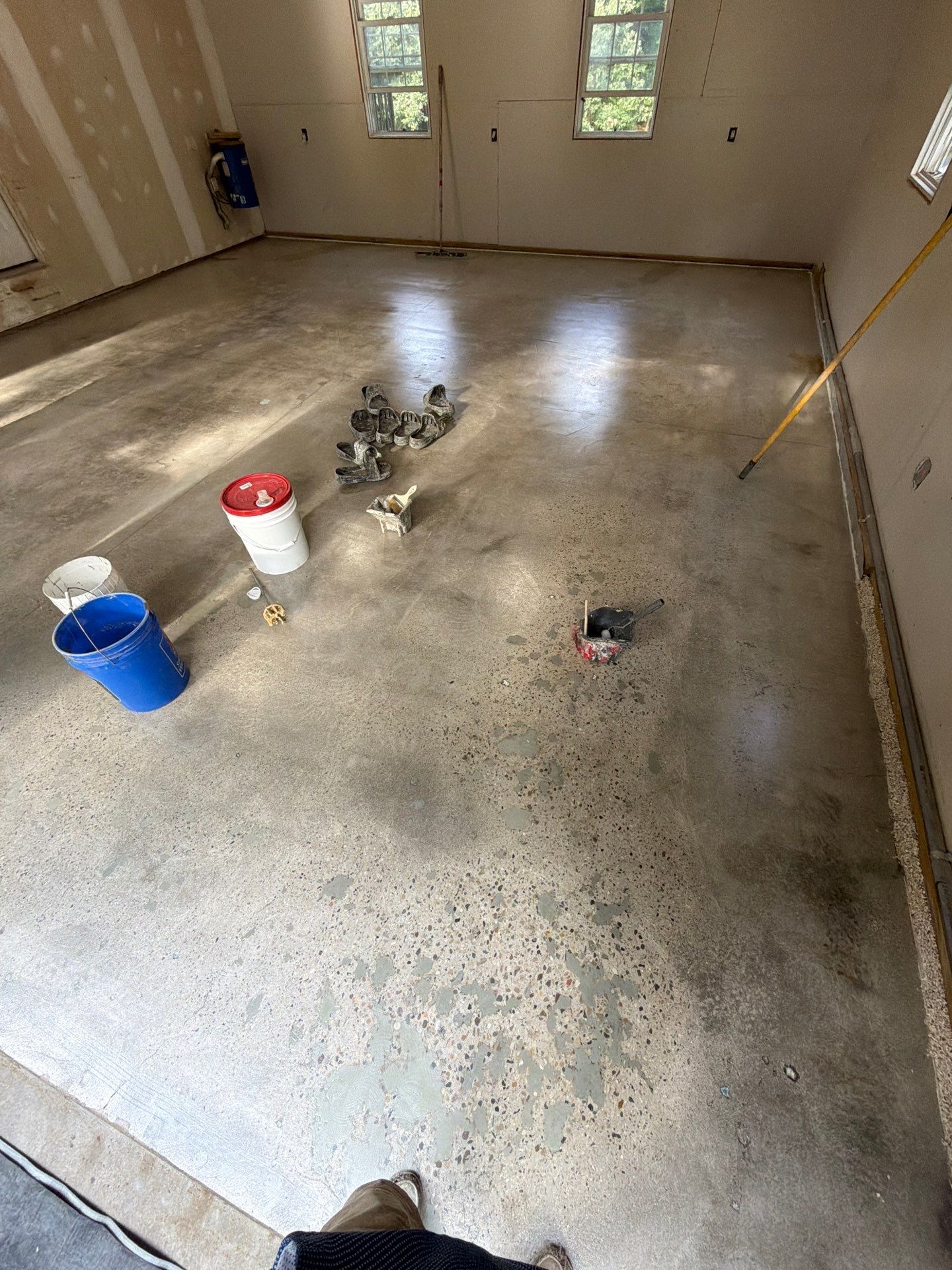 Garage Epoxy Floor Coating with Speckled Flake Finish in Fruitport by Gordon Painting