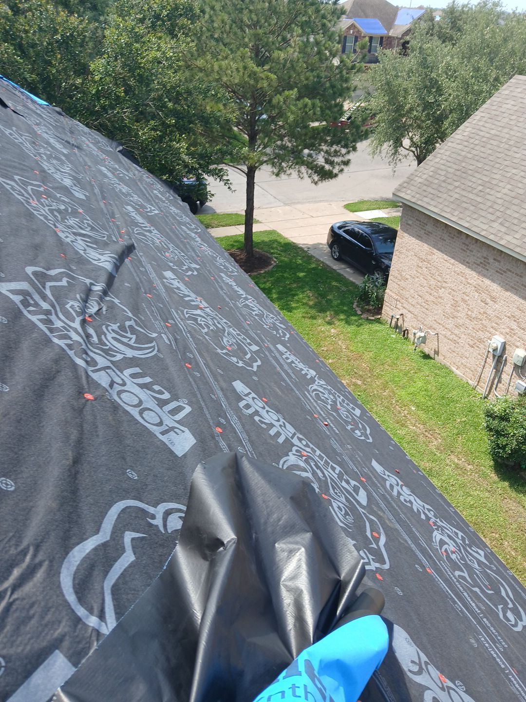 Residential Roofing Installation using Owen's Corning Duration (Lifetime) Shingles by Roof Repair Company
