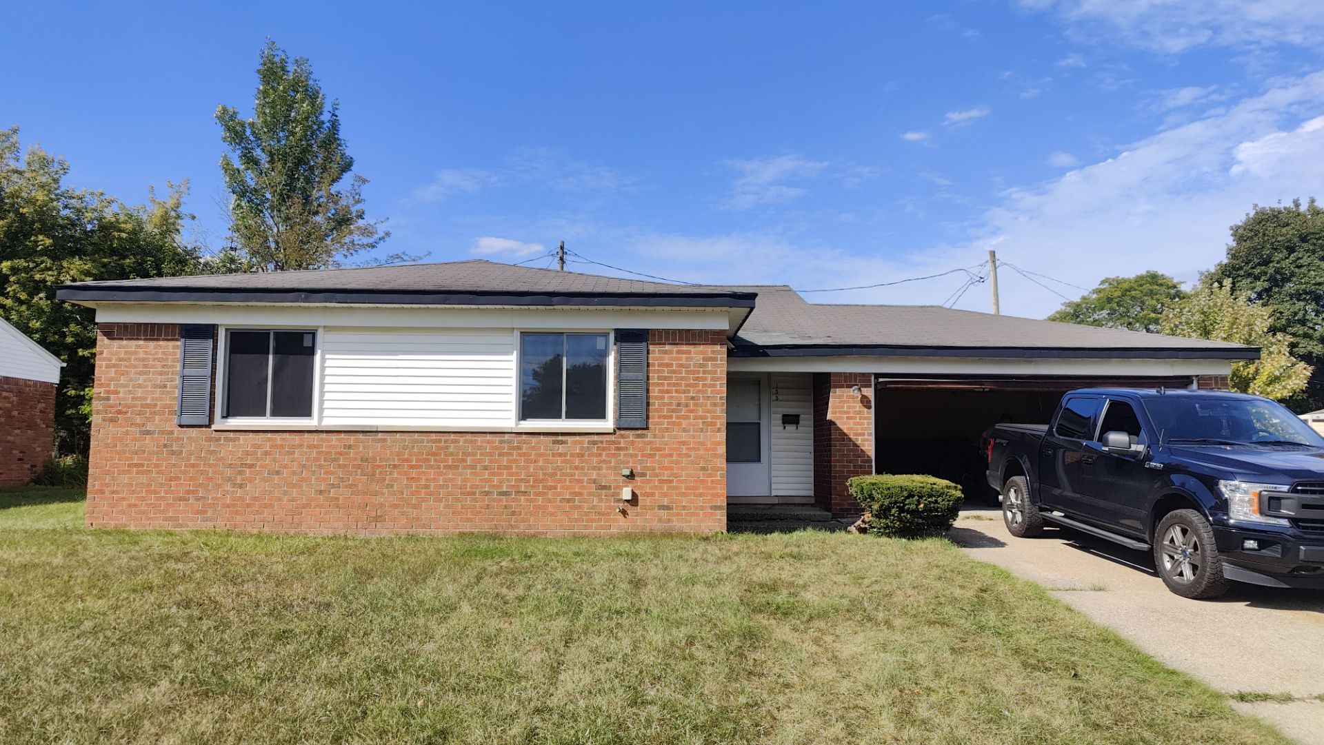 Roof Replacement using Owens Corning Brownwood by 180 Contractors