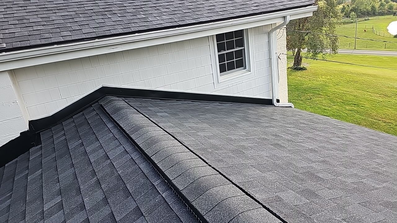 ATLAS PINNACLE COLOR: BLACK SHADOW by Eagle Eye Roofing