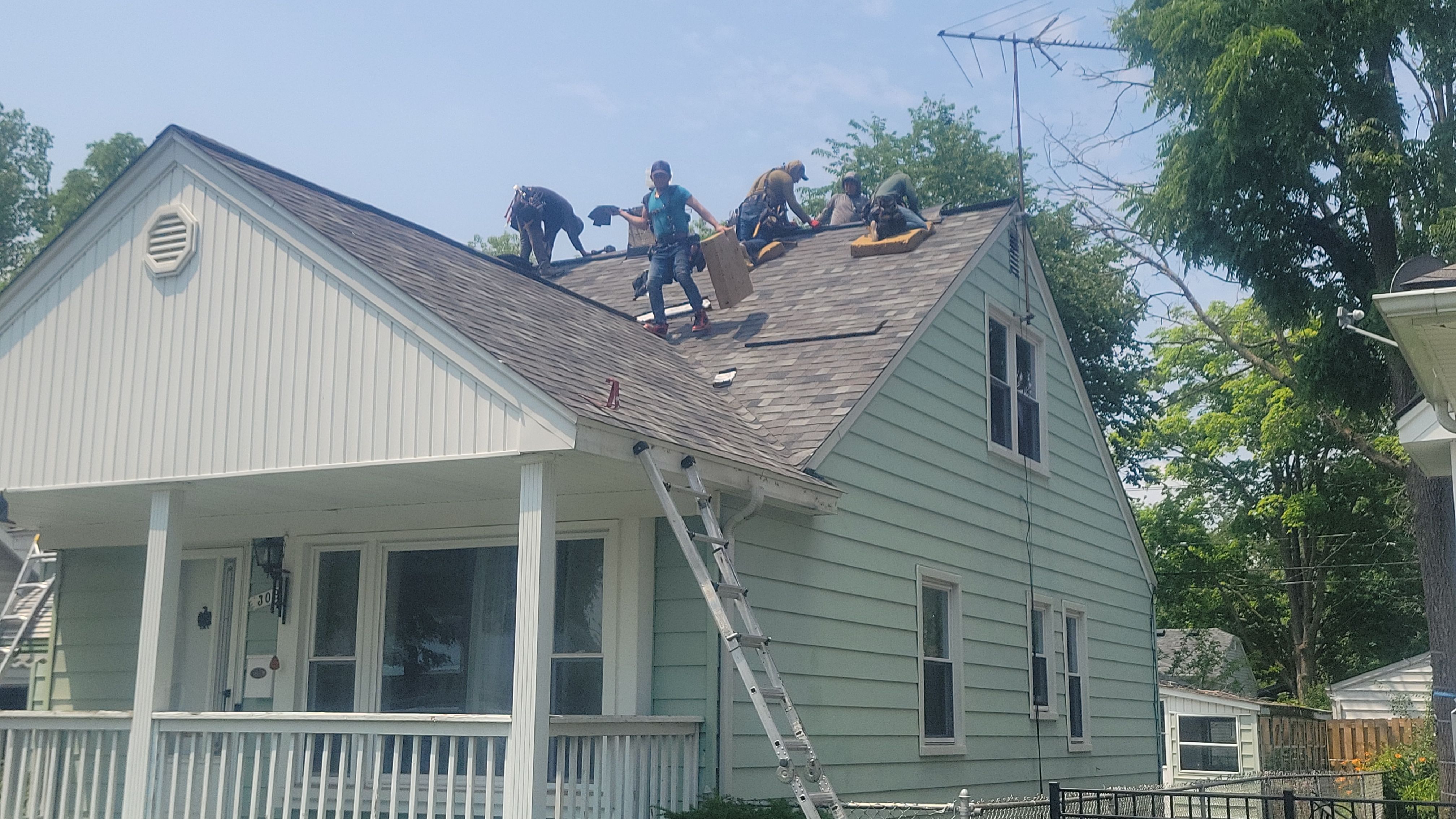 Roof Replacement using Owens Corning Duration by 180 Contractors