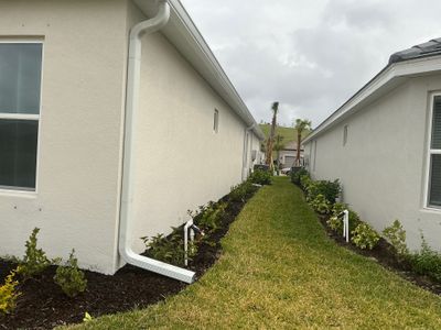 Aluminum Seamless Gutters in Bradenton FL by Gutter Professor