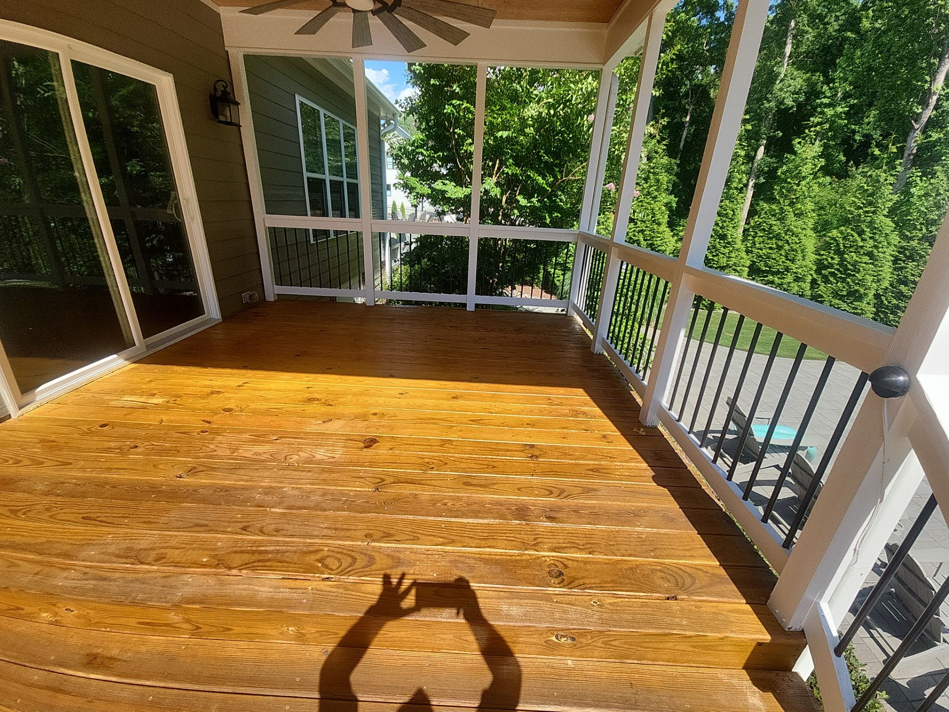 Weathered Deck using AcryFin by DuraSeal