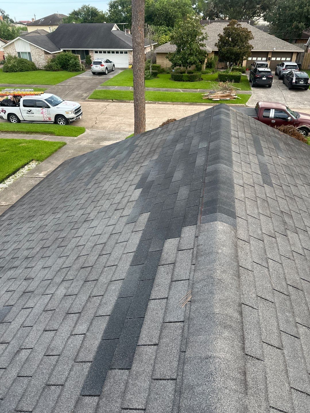 Hail Damage using Owen's Corning Duration (Lifetime) Shingles by Roof Repair Company