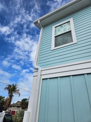 New White Seamless Gutters Installation and Downspouts, Reseal Gutters in Fort Myers Beach, FL 