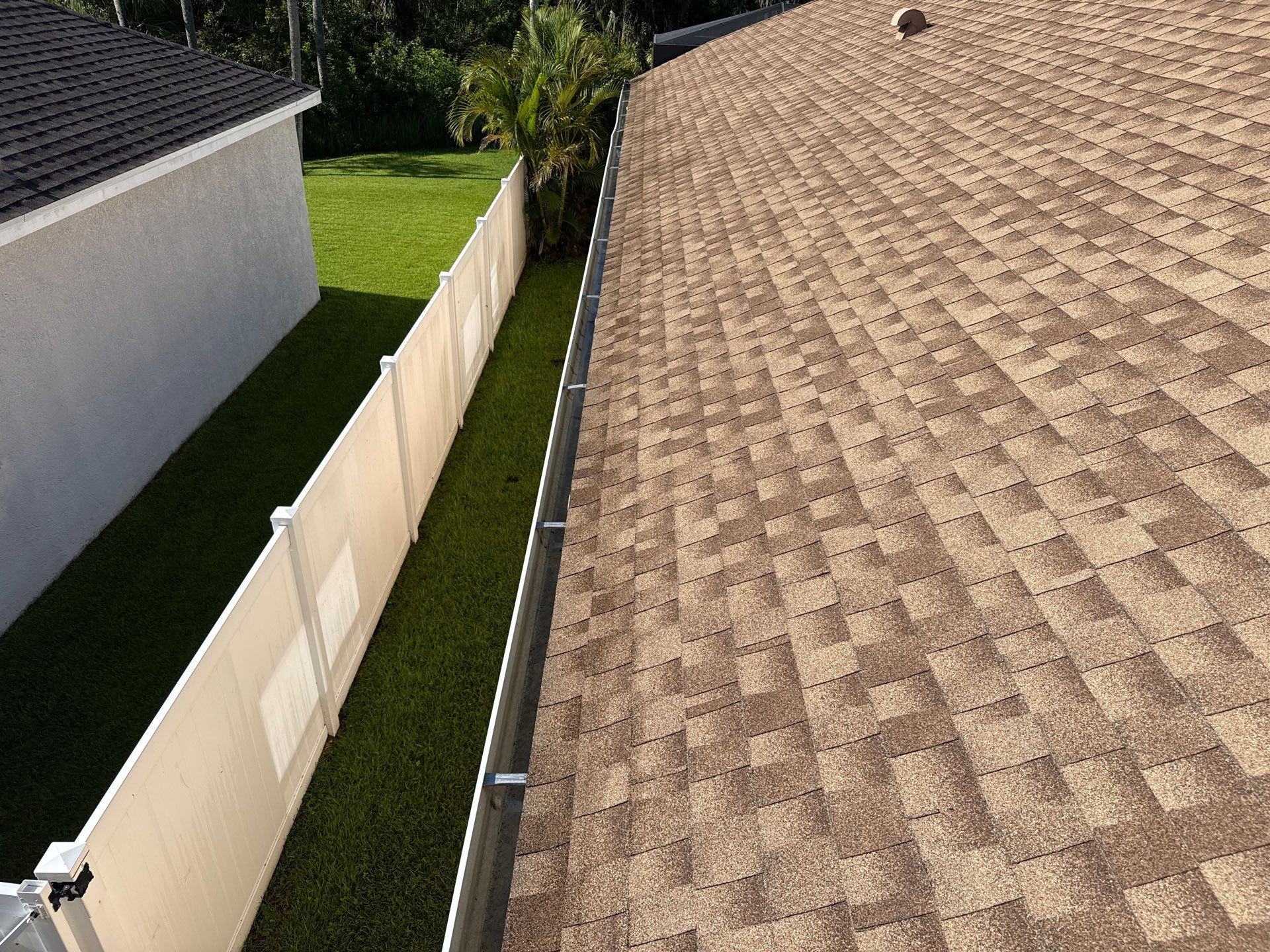 Gutter Cleaning Project – Oakley Place Community, Ellenton, FL by Sunshine AquaWash