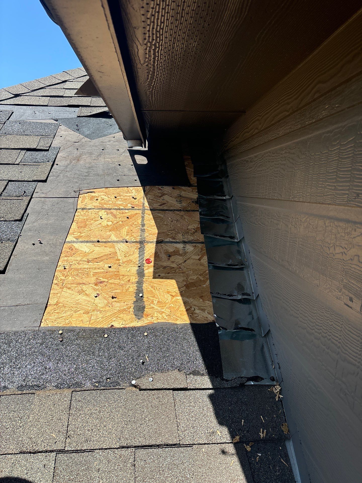Hail Damage using Owen's Corning Duration (Lifetime) Shingles by Roof Repair Company