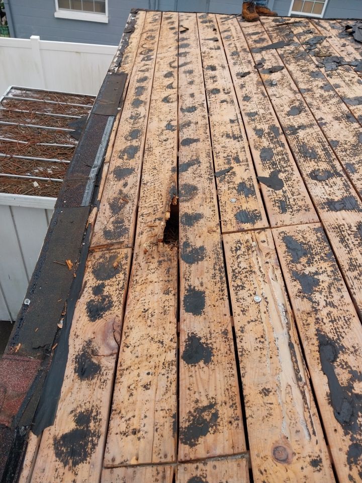 Project in St. Petersburg 33714 by Mitchell Roofing Company LLC 