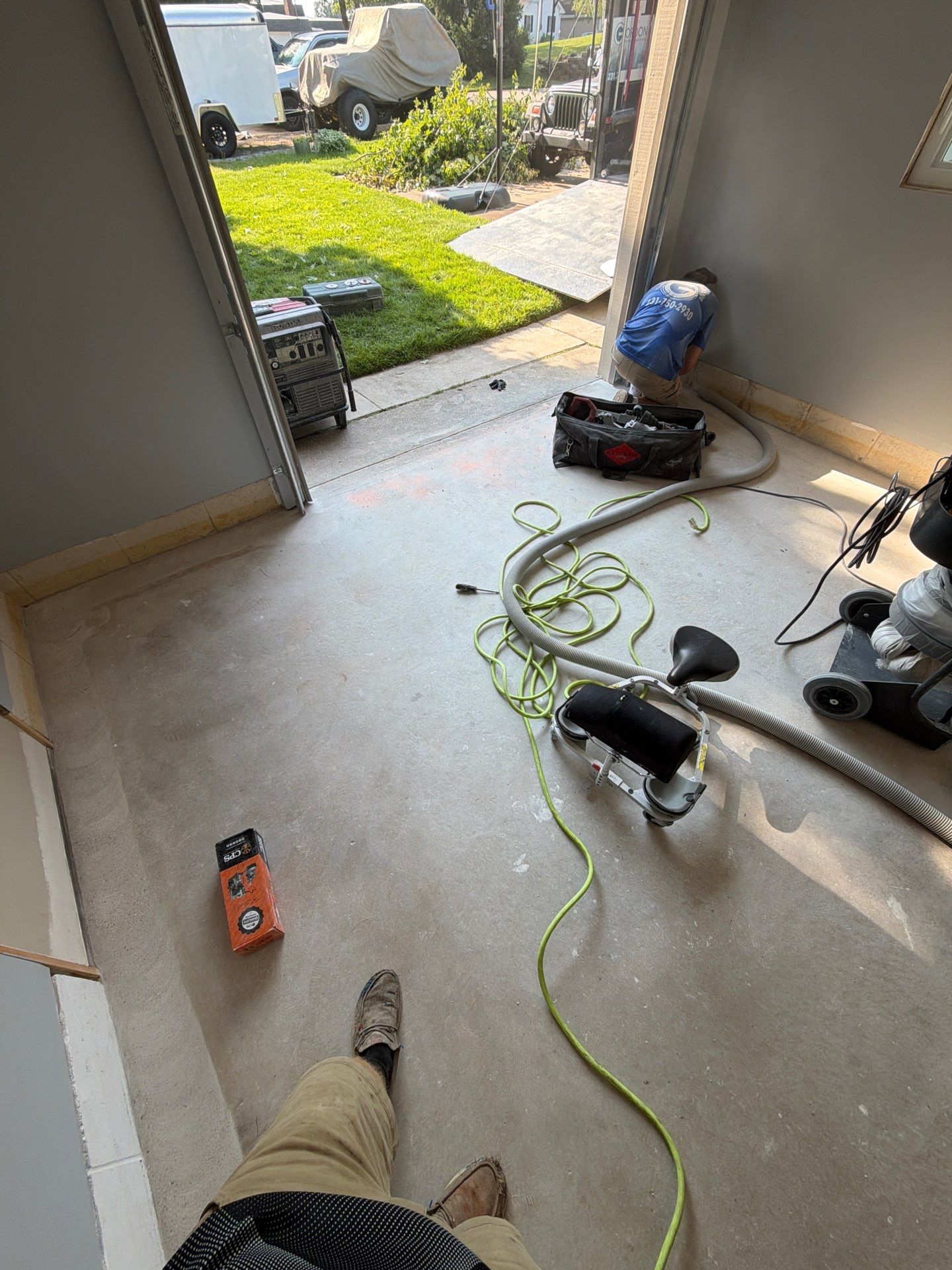 Custom Tidal Wave Epoxy Flake Floor Installation in Mears by Gordon Painting