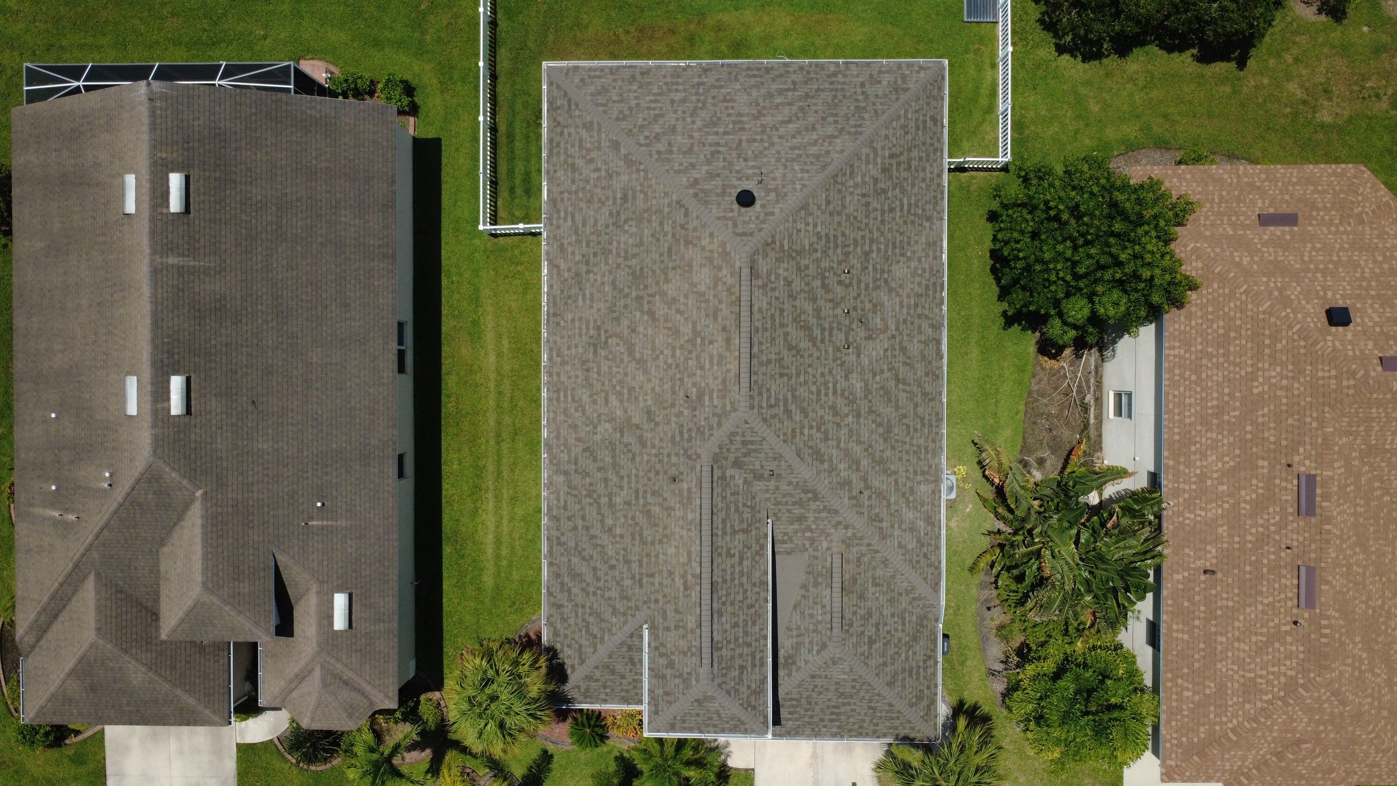 Roof replacement in Palmetto, FL by Steadfast Roofing 
