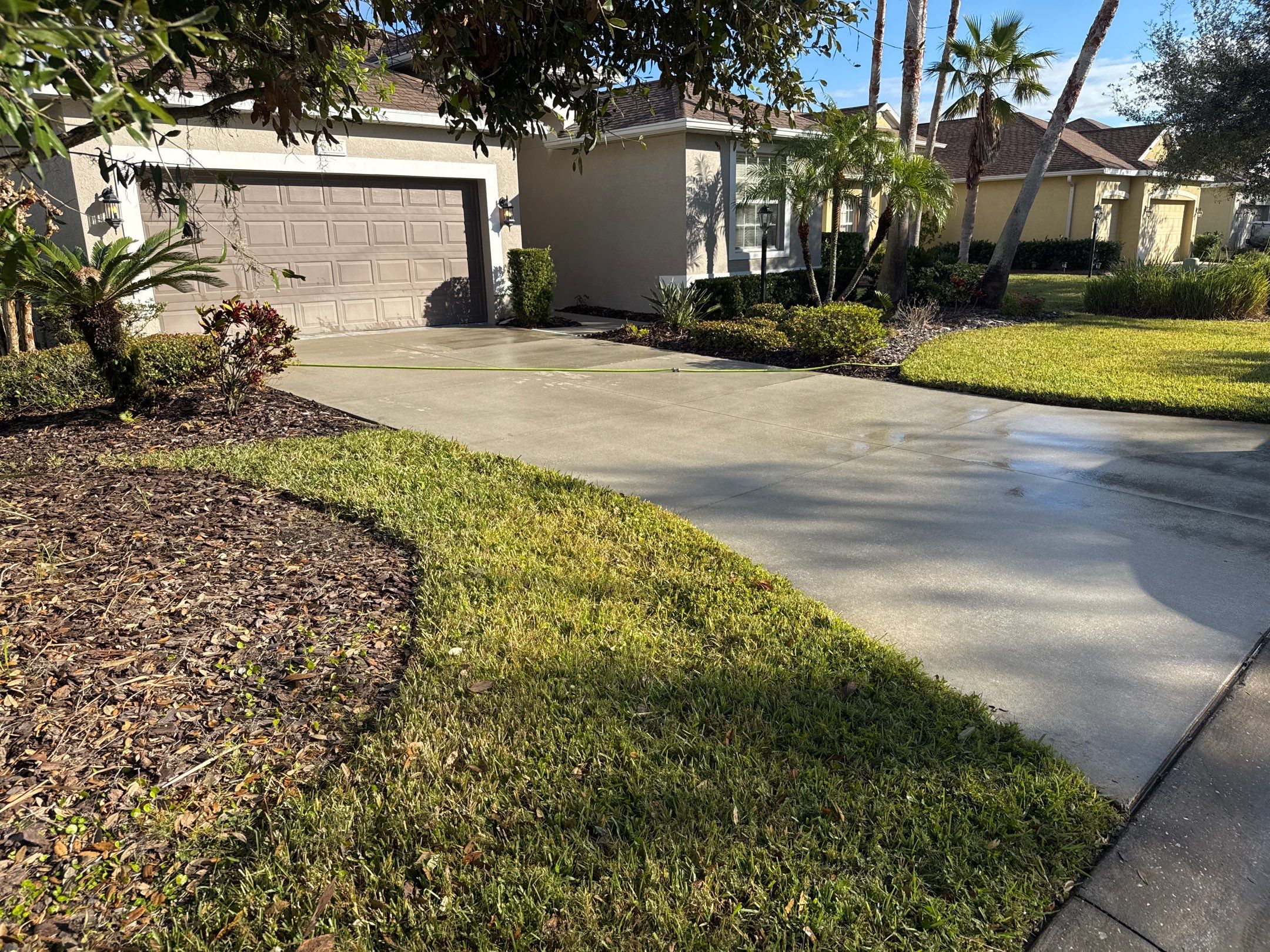 Driveway & Lanai Cleaning in Lexington Community, Parrish, FL | Sunshine AquaWash by Sunshine AquaWash
