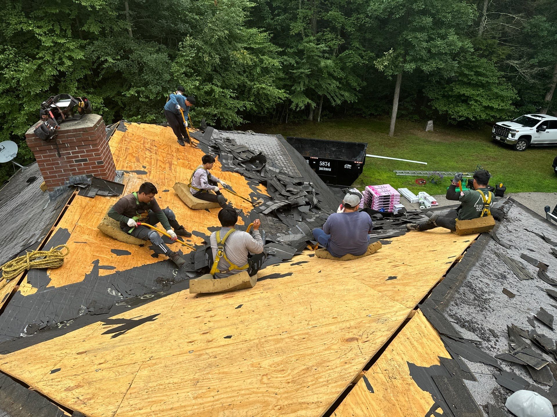 Roofing in Beautiful Lee New Hampshire by Tall pine roofing