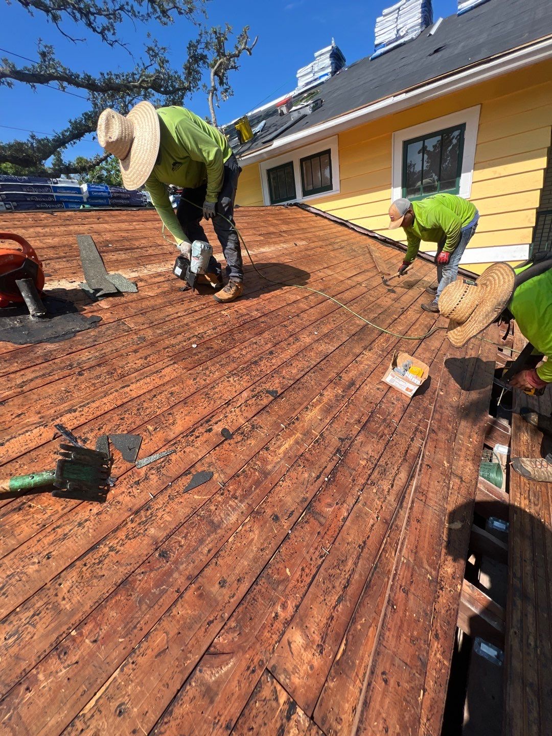 Project in St. Petersburg 33704 by Mitchell Roofing Company LLC 