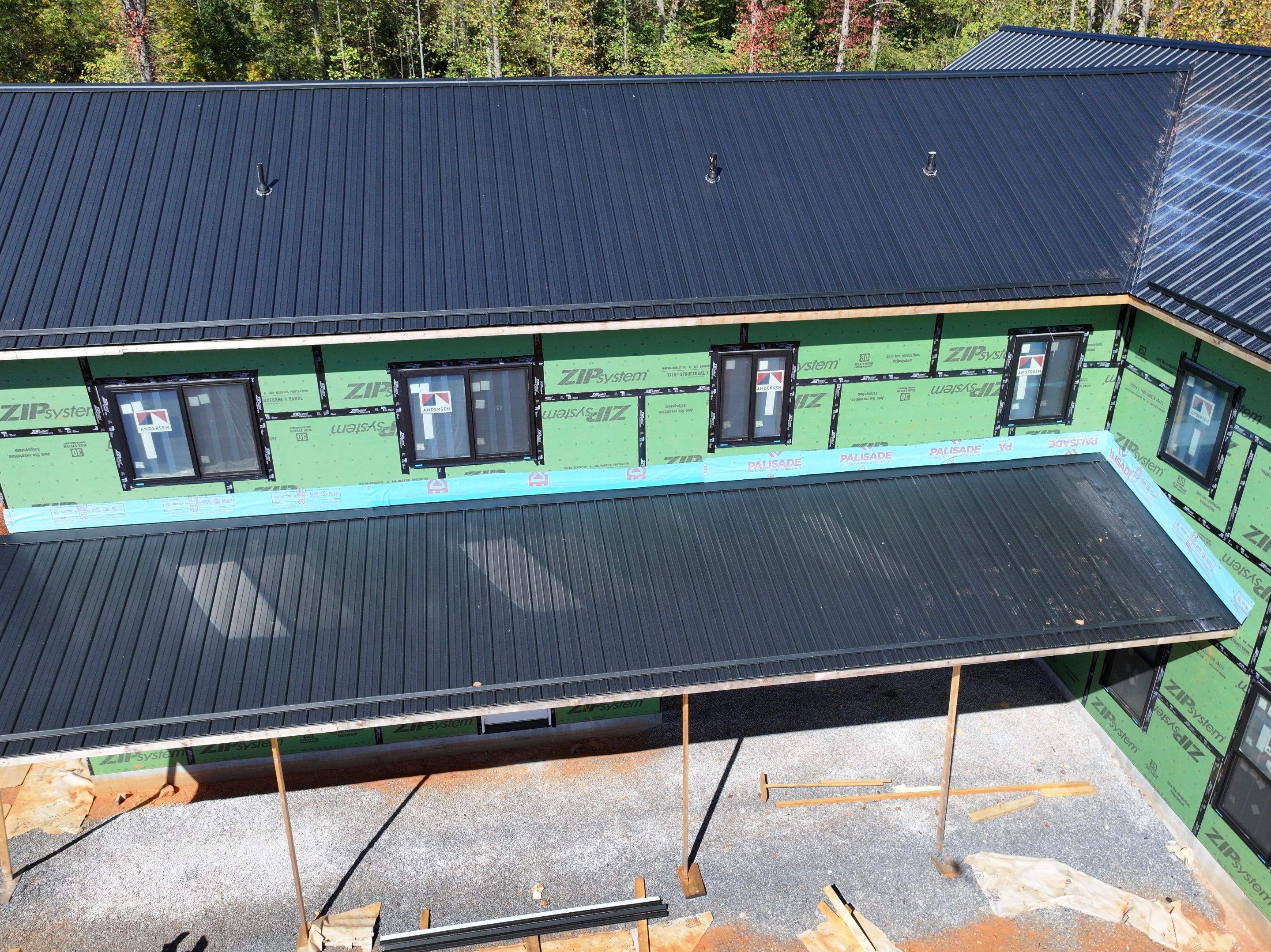 Titus Jr Residence by Omnia Roofing