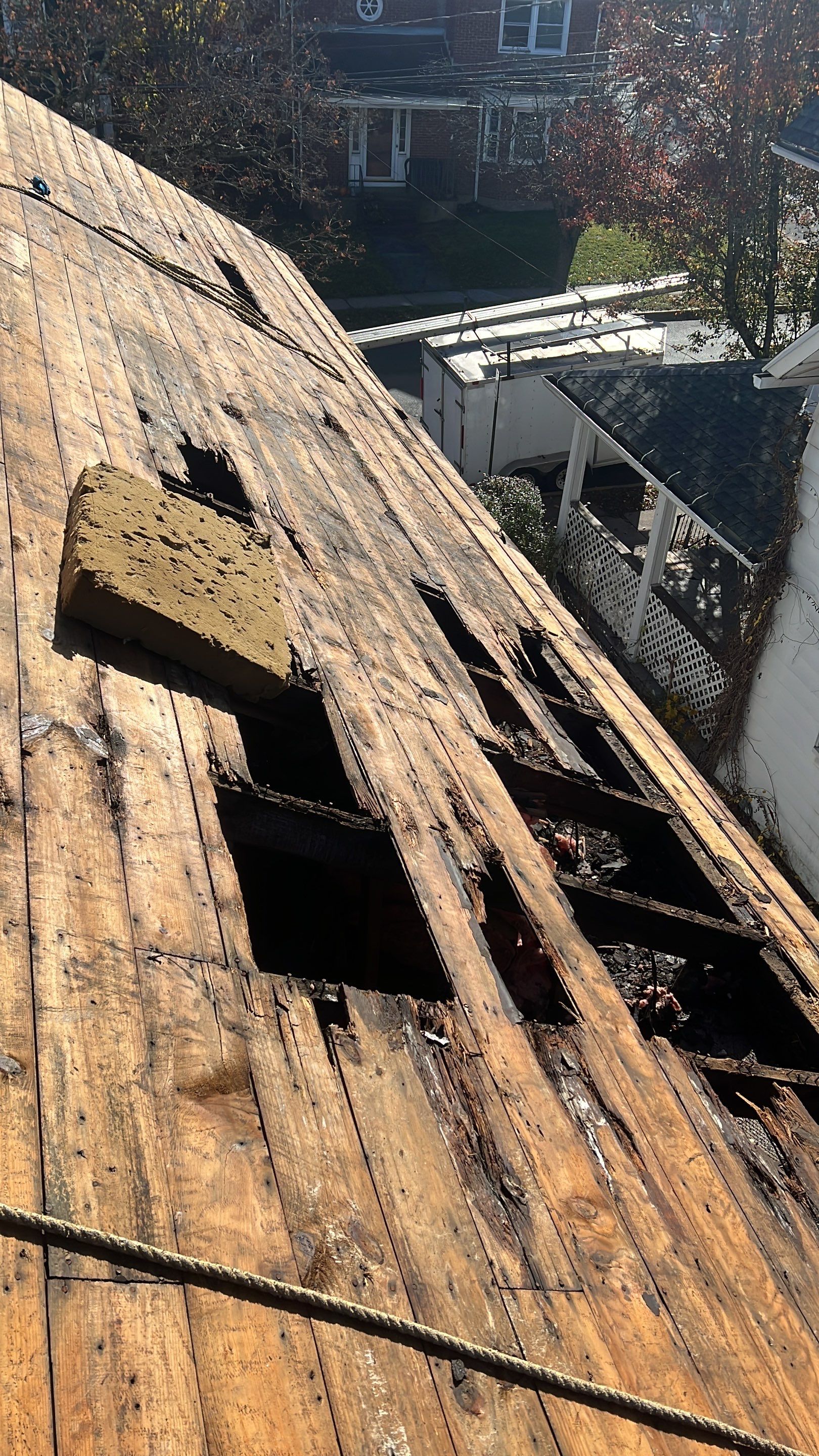 Owens Corning Oakridge: Onyx Black in Middletown by Golden Shield Roofing