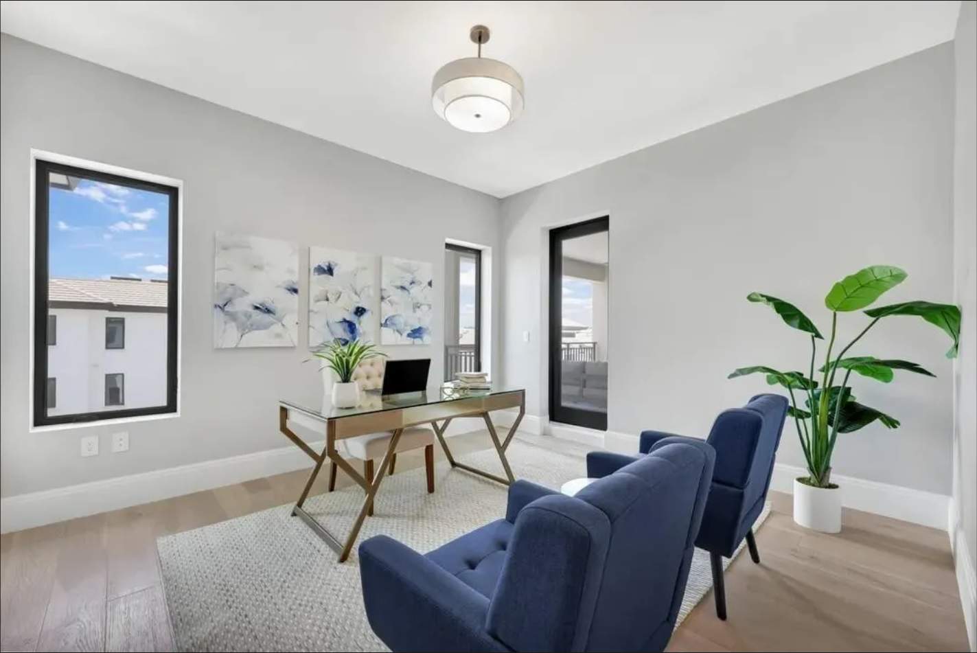 Quattro in Naples Square - Downtown Naples by Naples Home Staging®